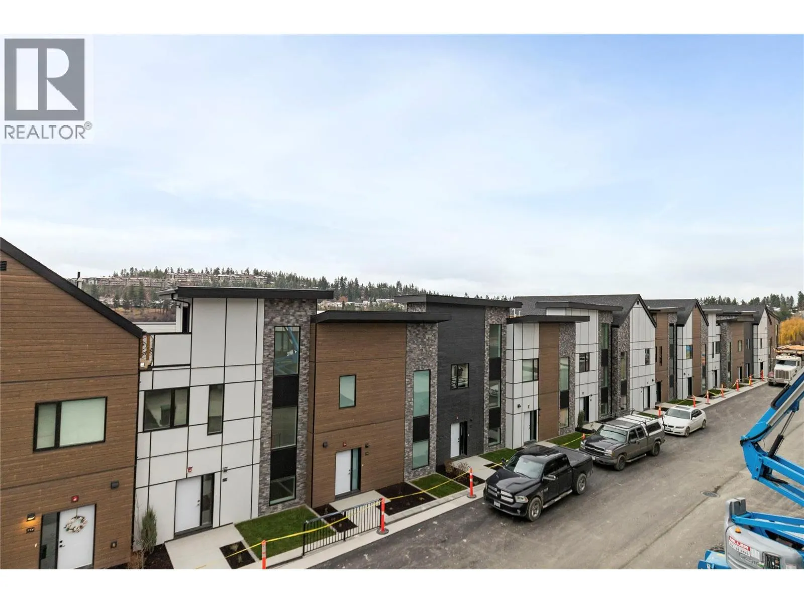 2735 Shannon Lake Road Unit# 210
