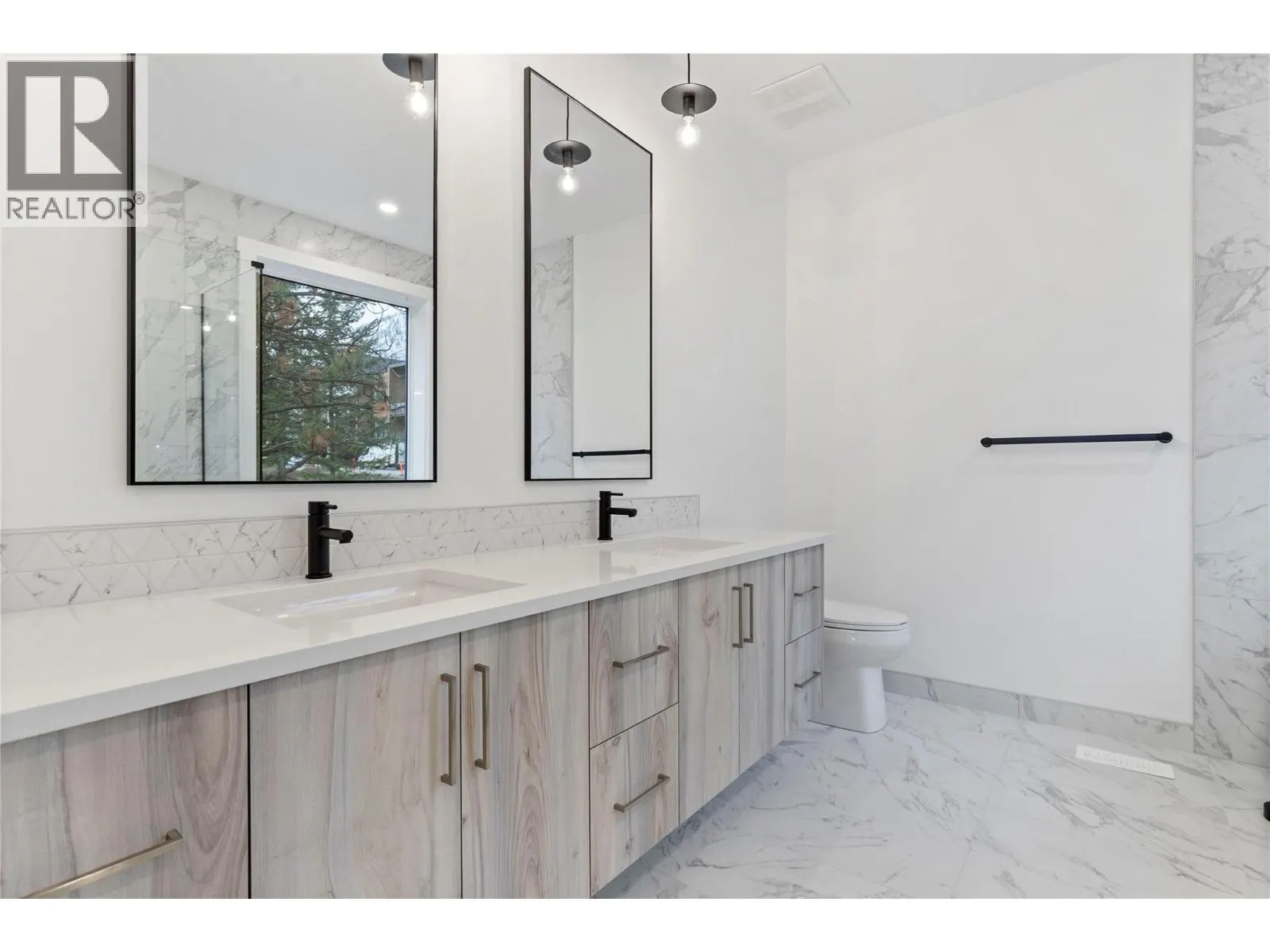 2735 Shannon Lake Road Unit# 210