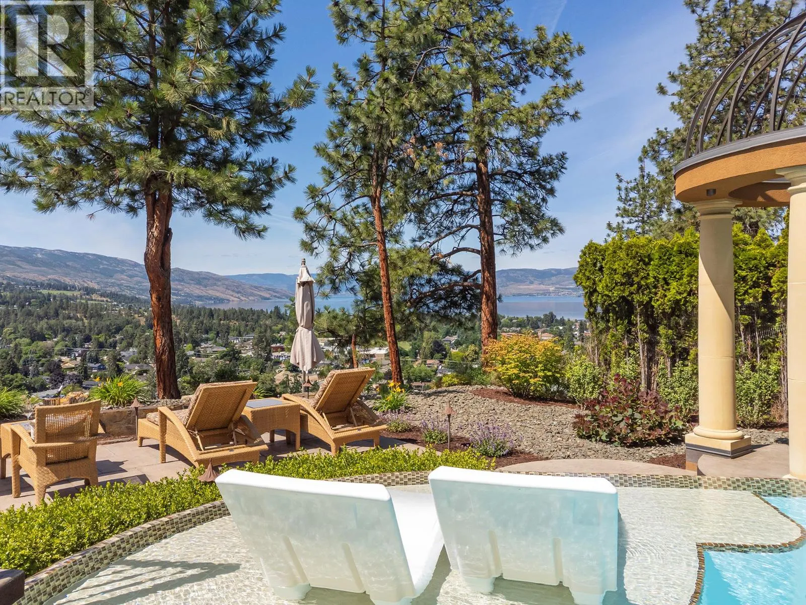983 Westpoint Drive