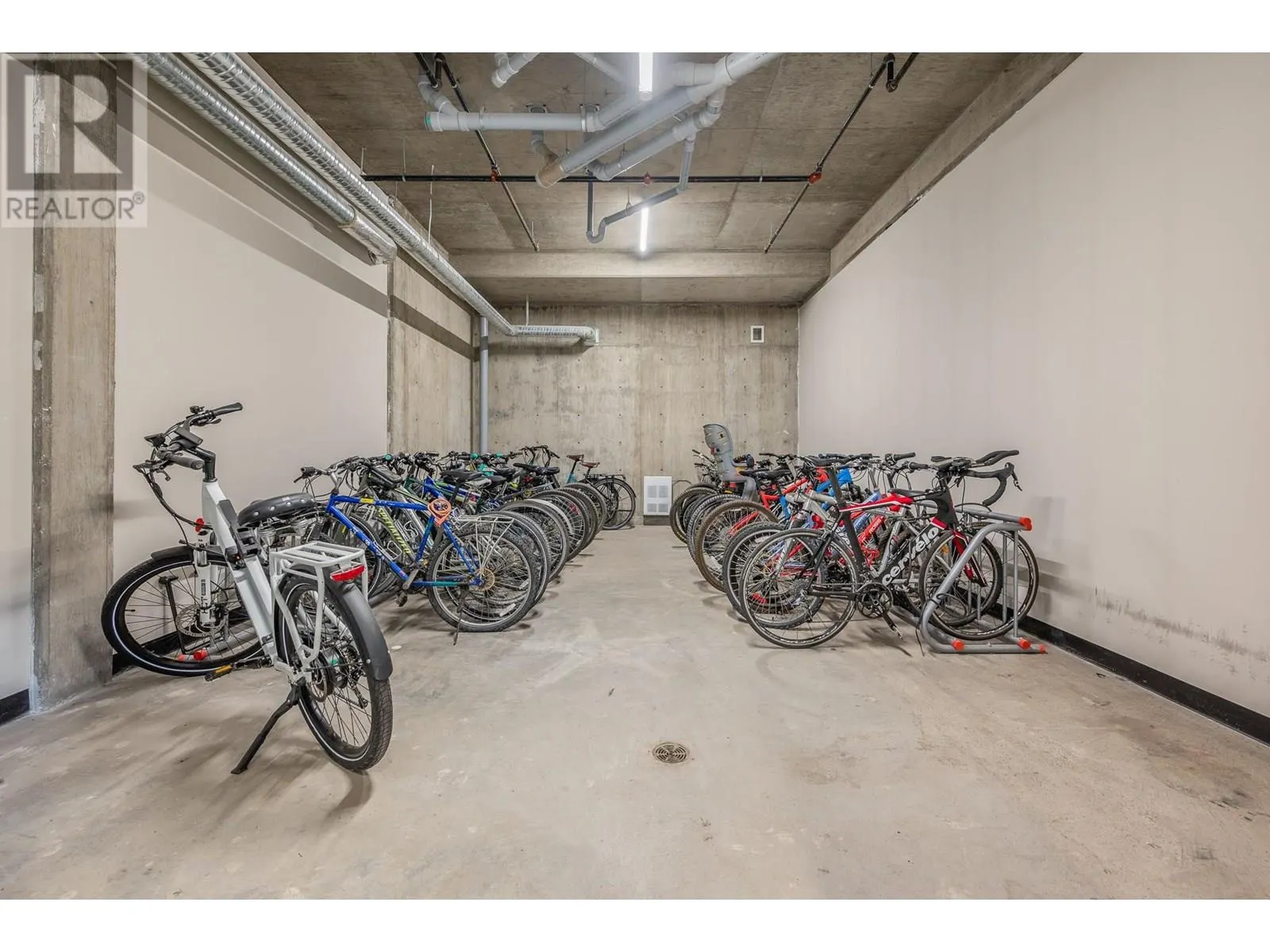 3409 28 Avenue Unit# 413