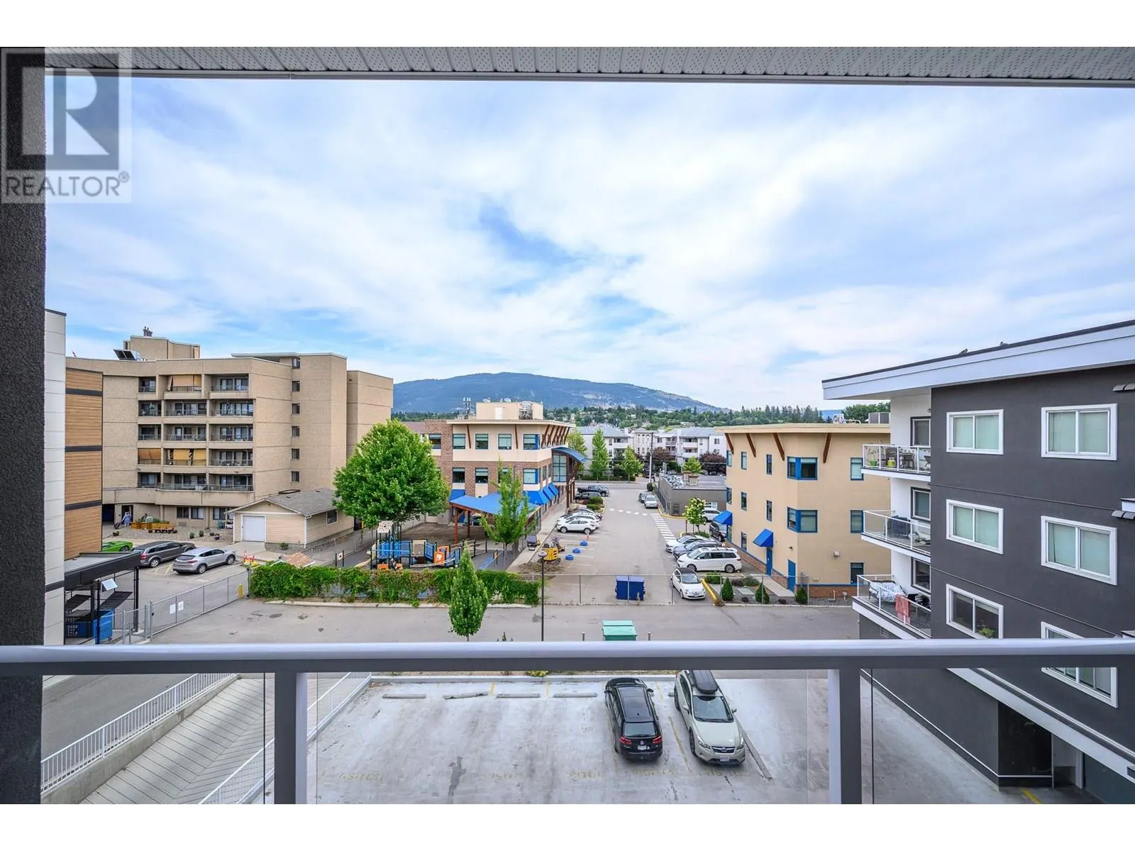 3409 28 Avenue Unit# 413
