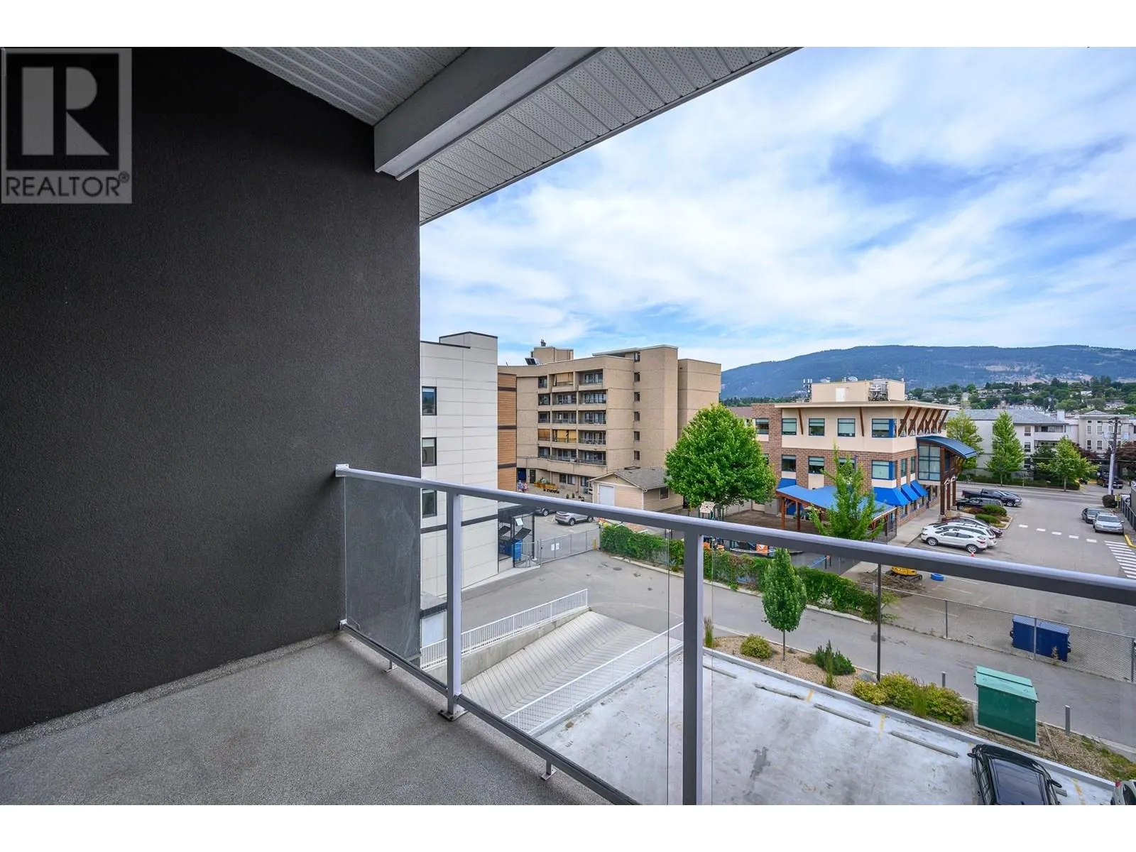 3409 28 Avenue Unit# 413