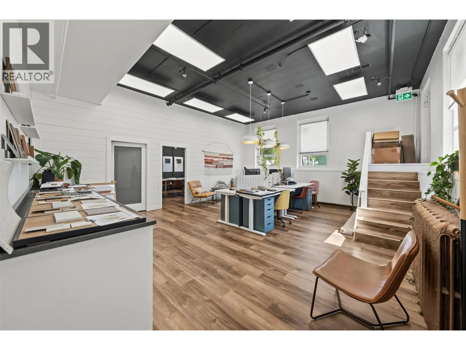 616 Third Street W