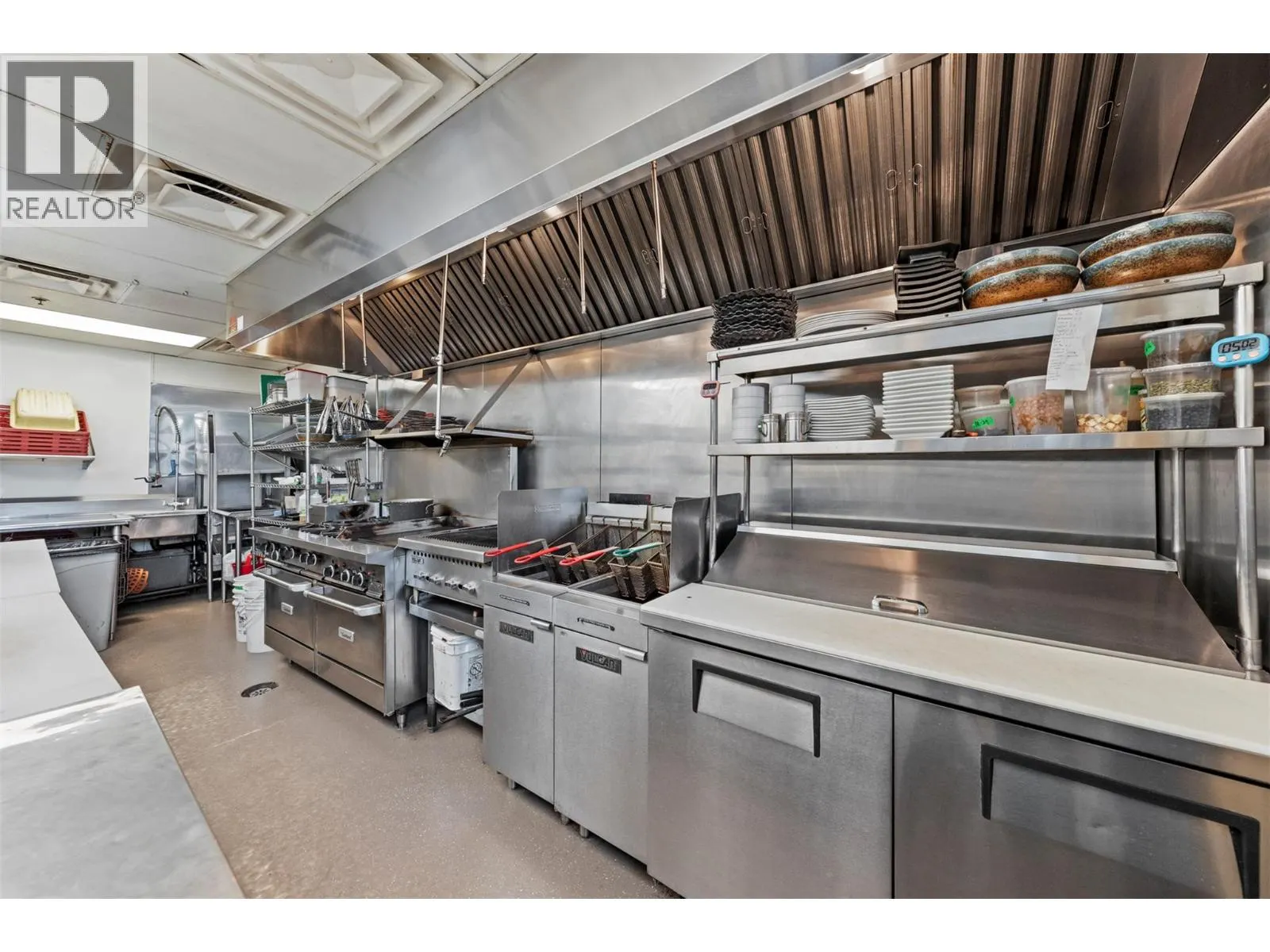 616 Third Street W