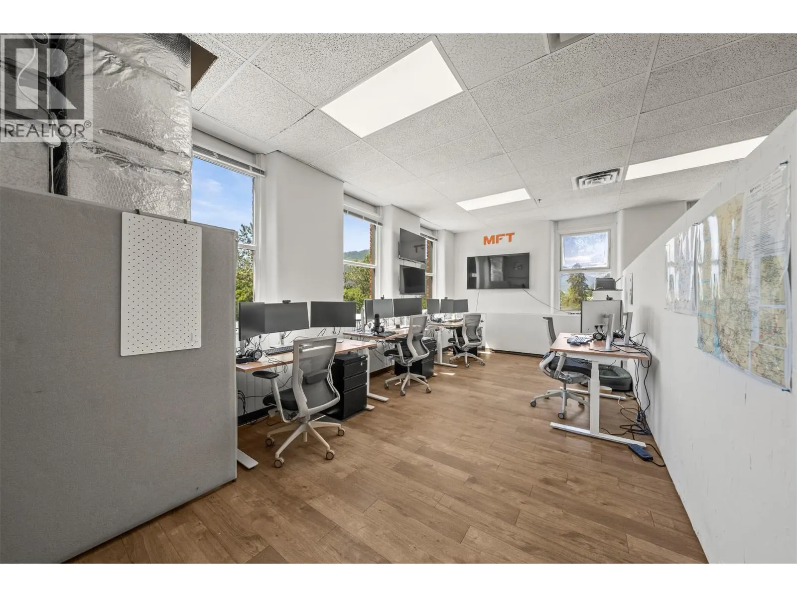 616 Third Street W