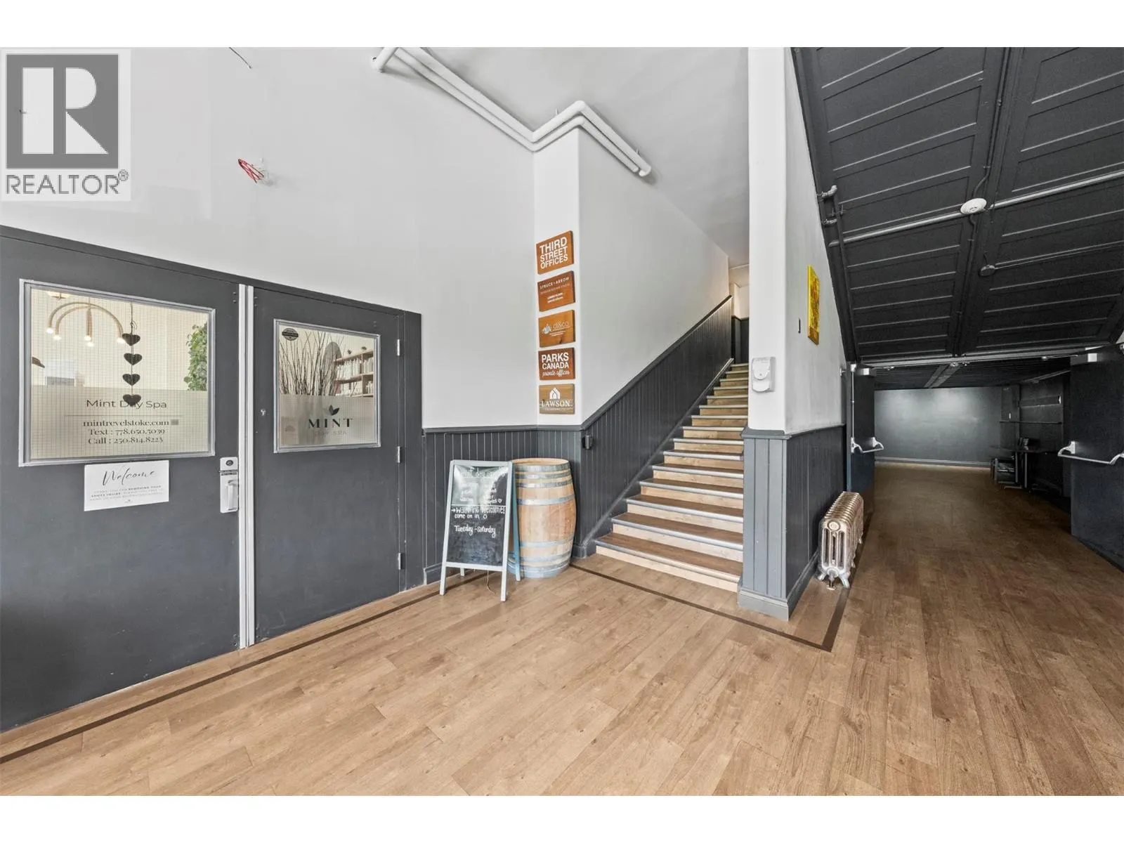 616 Third Street W