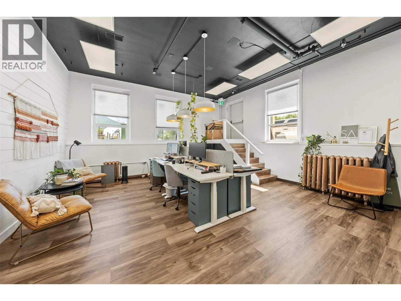616 Third Street W