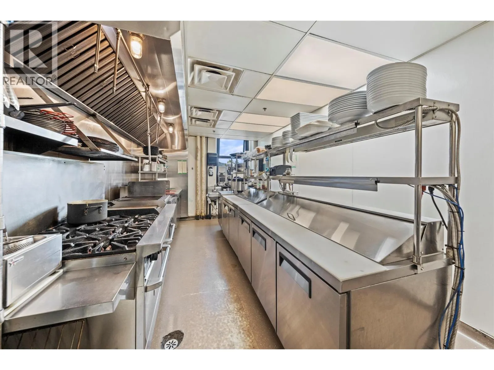 616 Third Street W