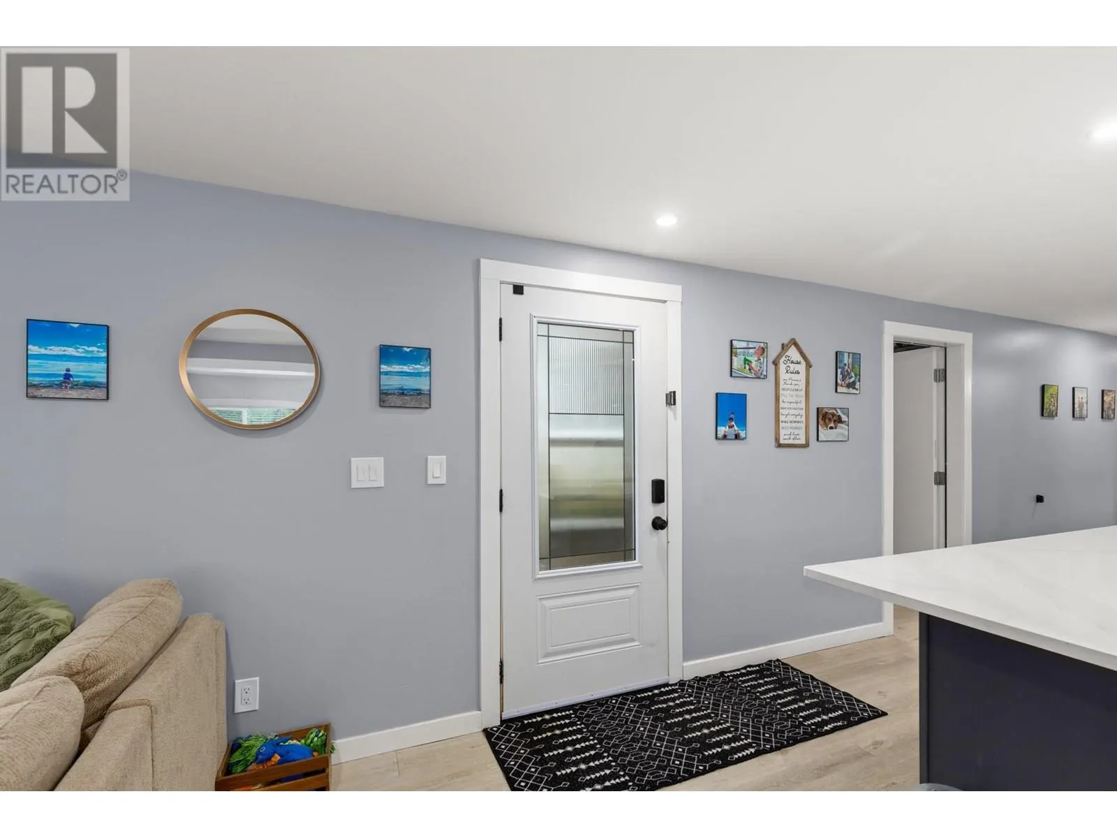 1860 Boucherie Road Unit# 102