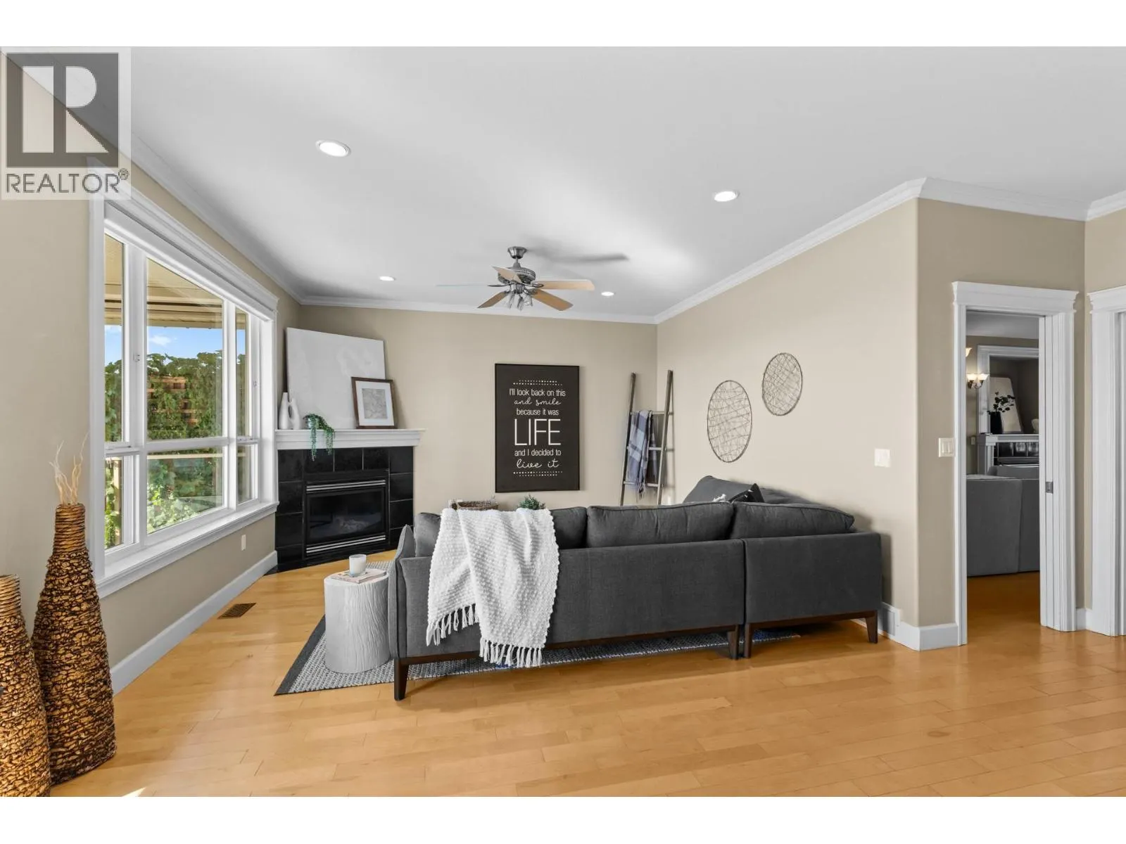 2591 Lake Breeze Court