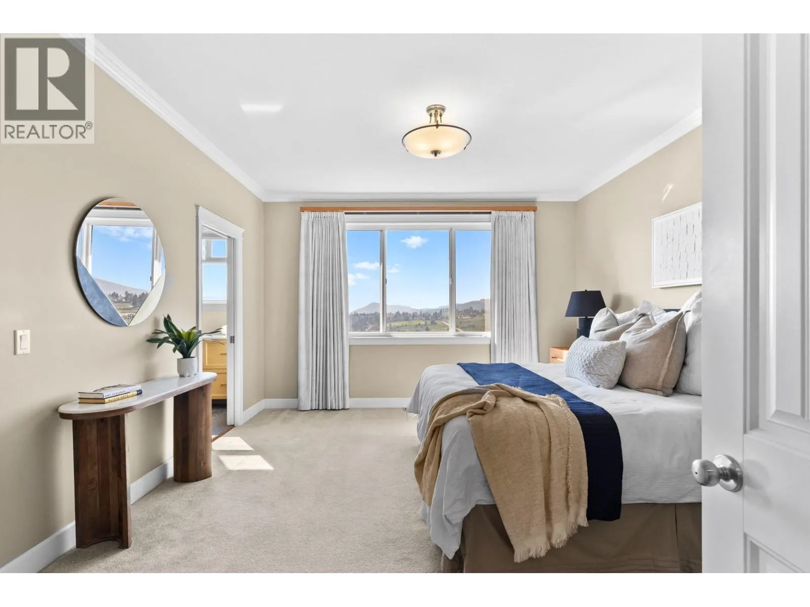 2591 Lake Breeze Court