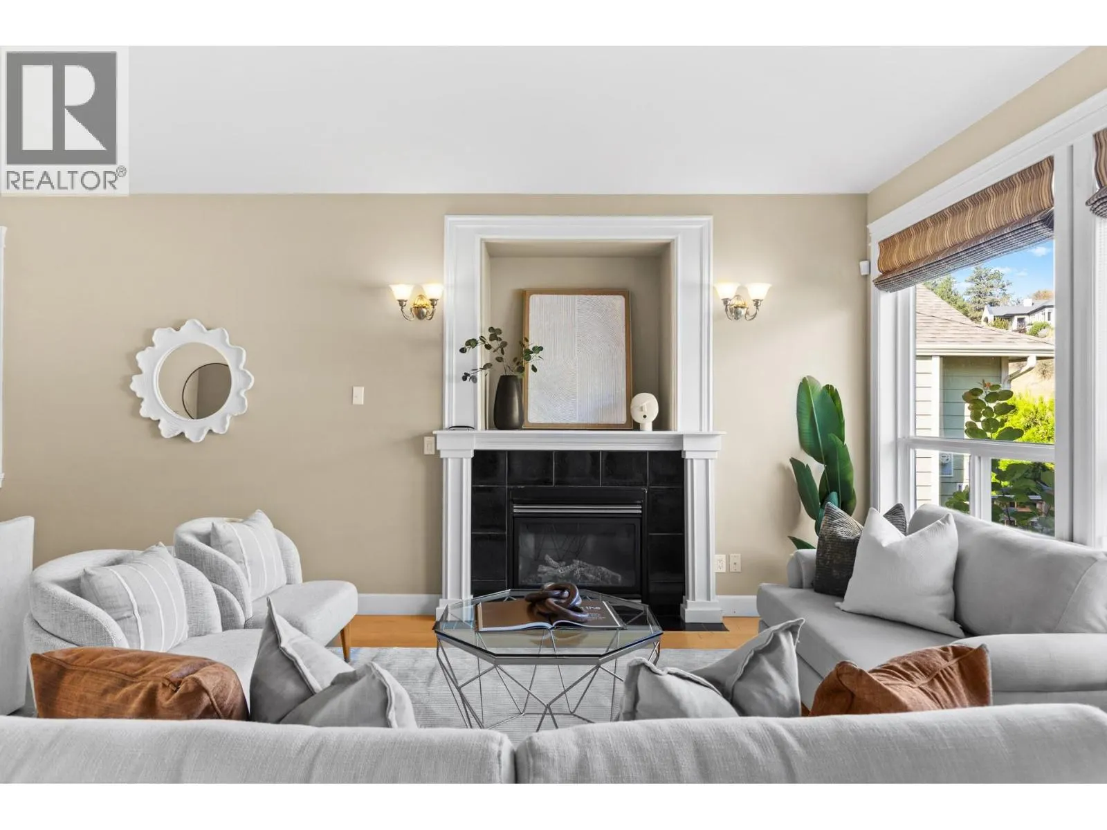 2591 Lake Breeze Court