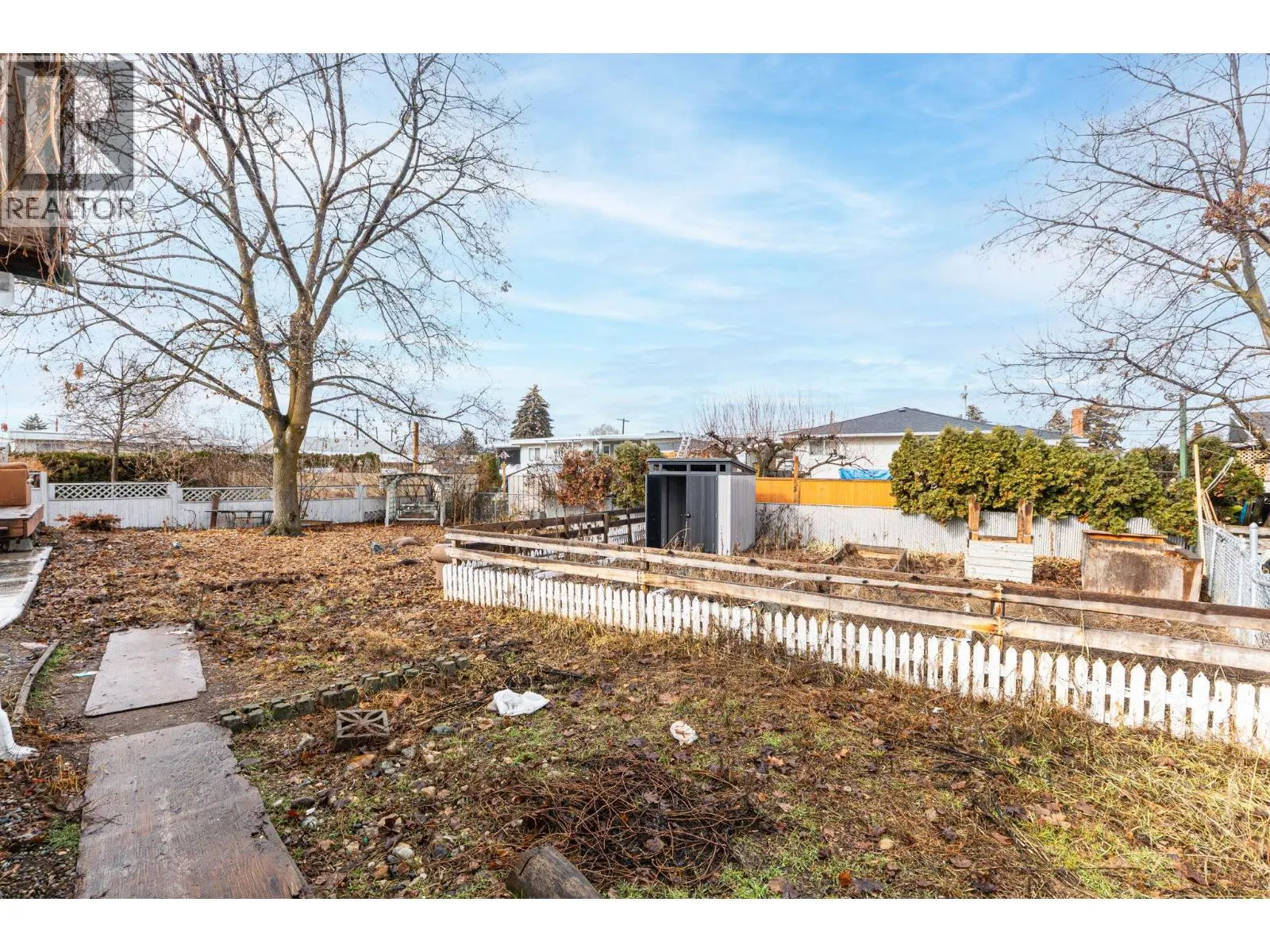 540 Lomond Road