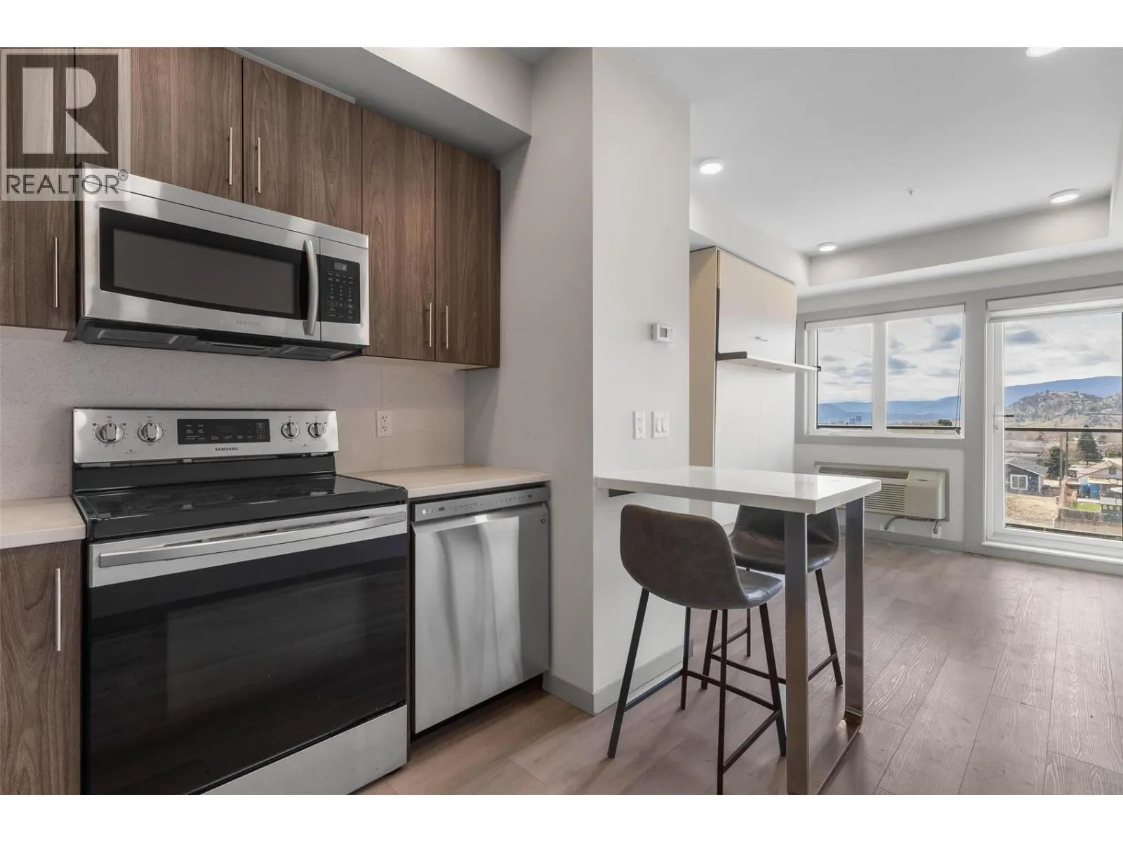 345 Dougall Road N Unit# 224
