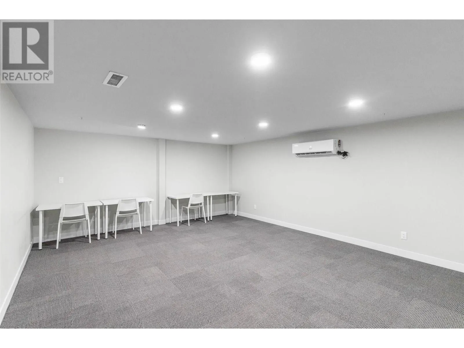 345 Dougall Road N Unit# 224