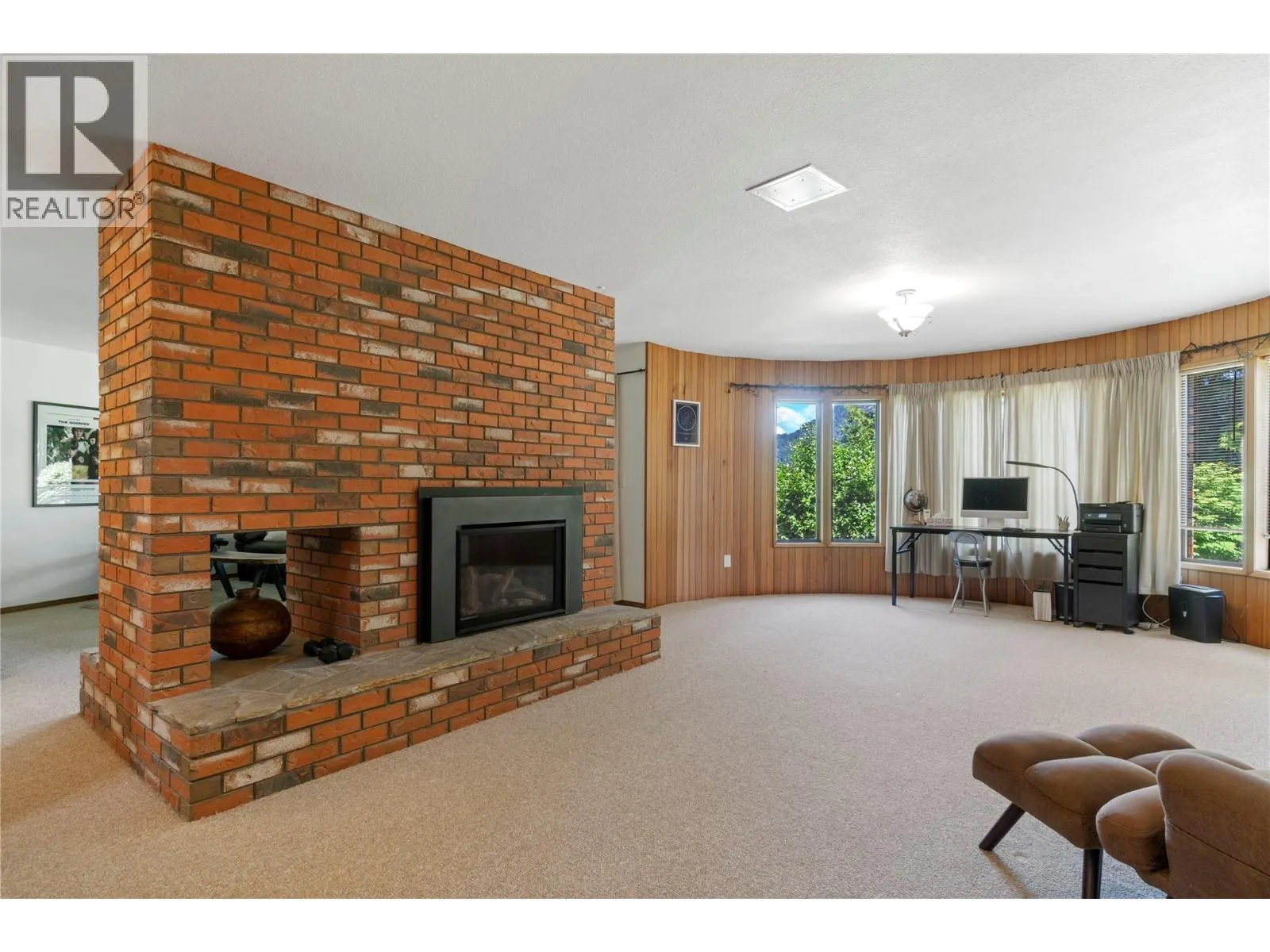 2631 Grandview Place