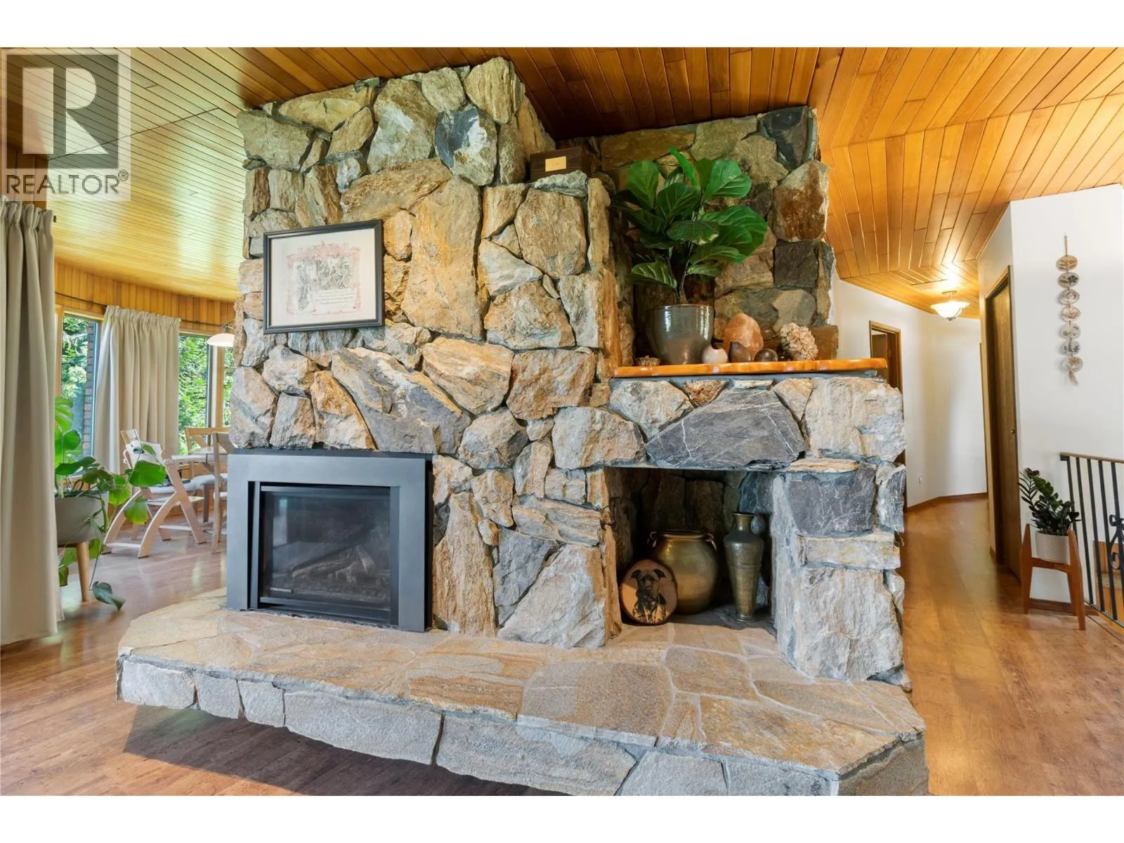 2631 Grandview Place