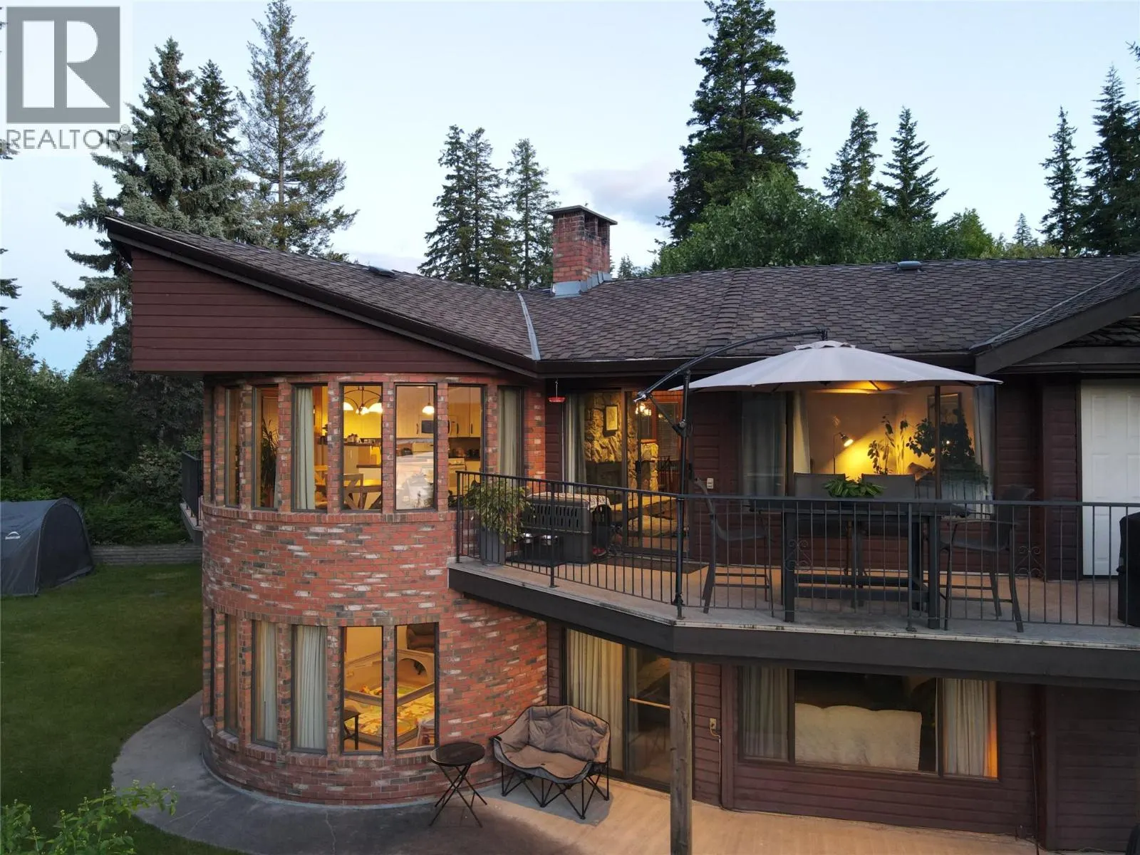 2631 Grandview Place