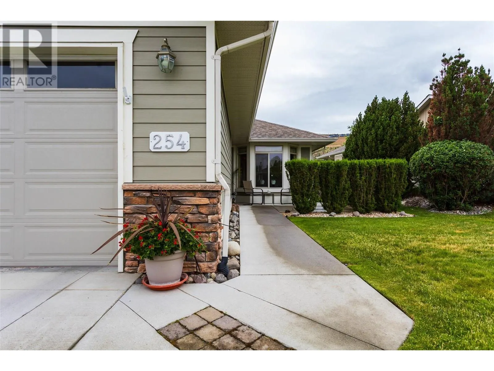 4035 Gellatly Road S Unit# 254