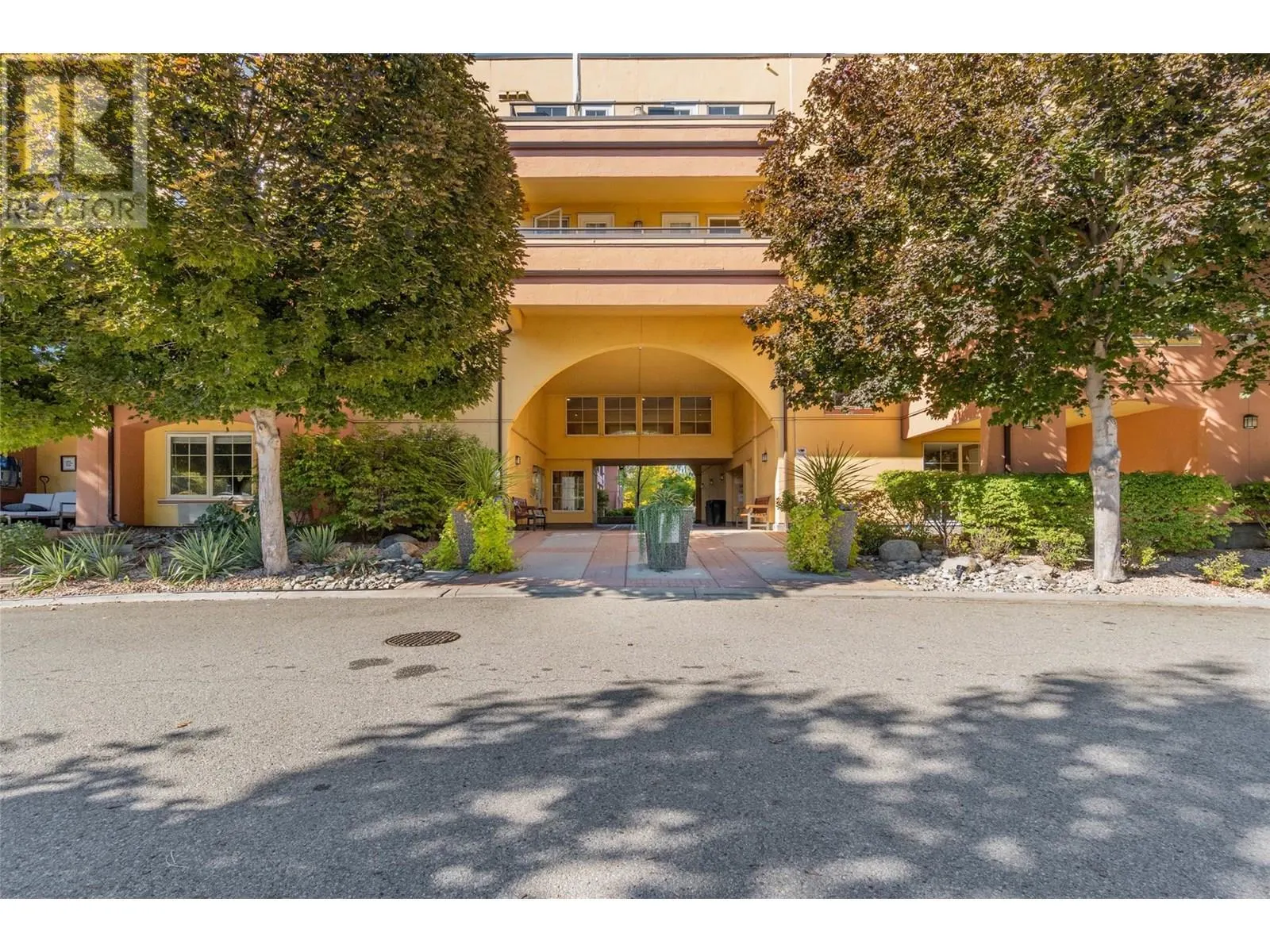 7600 COTTONWOOD Drive Unit# 308