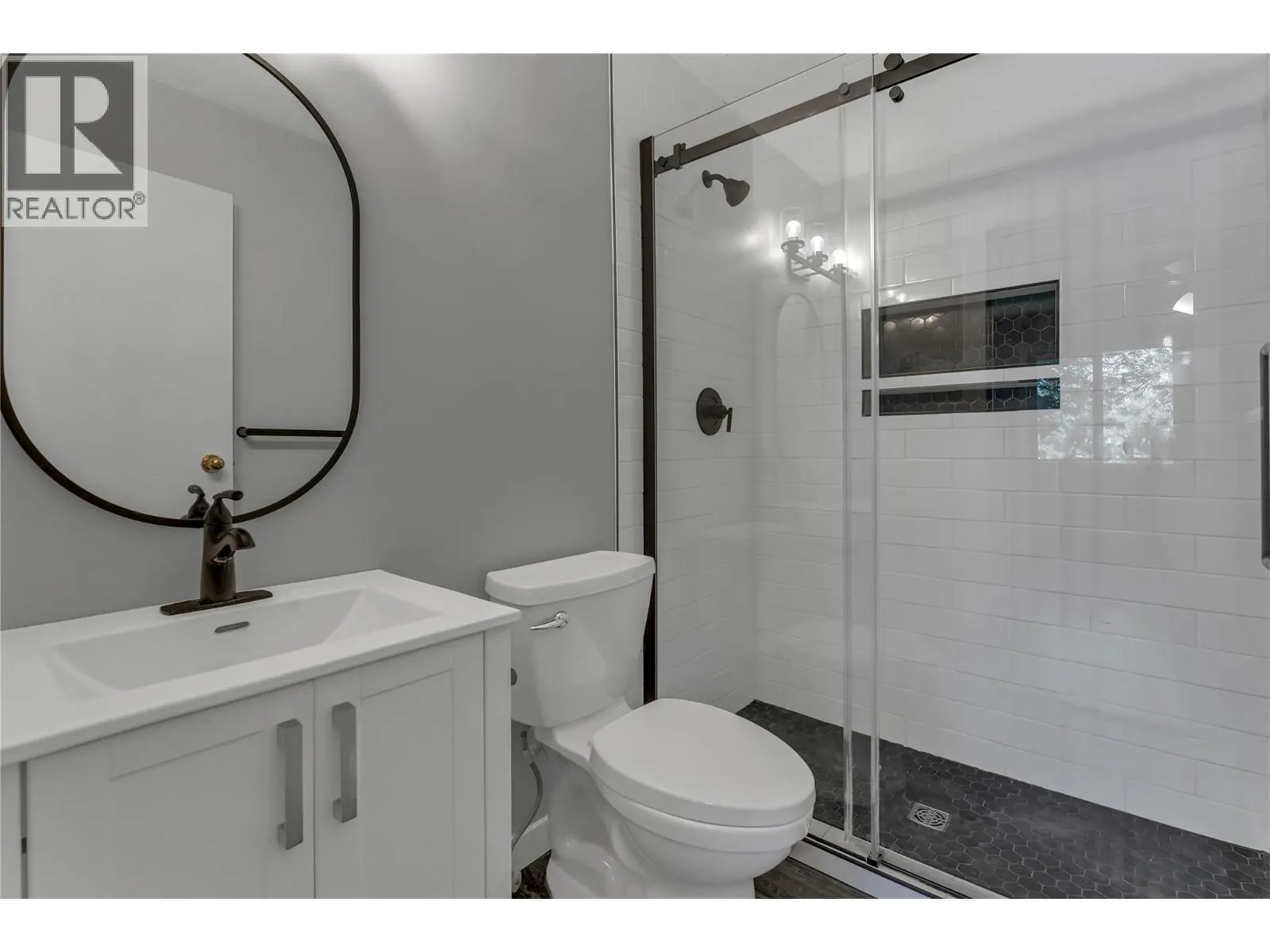 735 Cook Road Unit# 207C