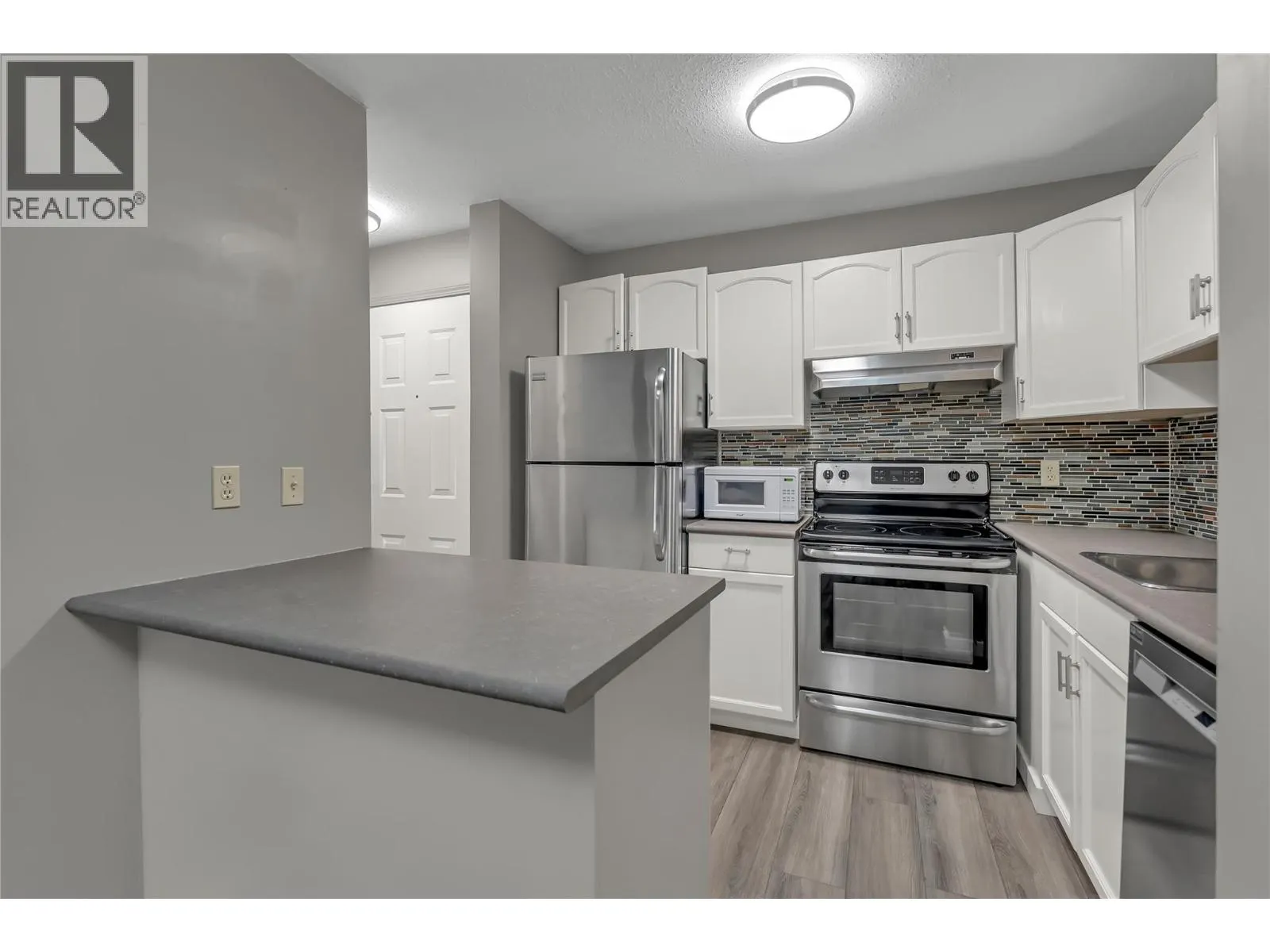 735 Cook Road Unit# 207C