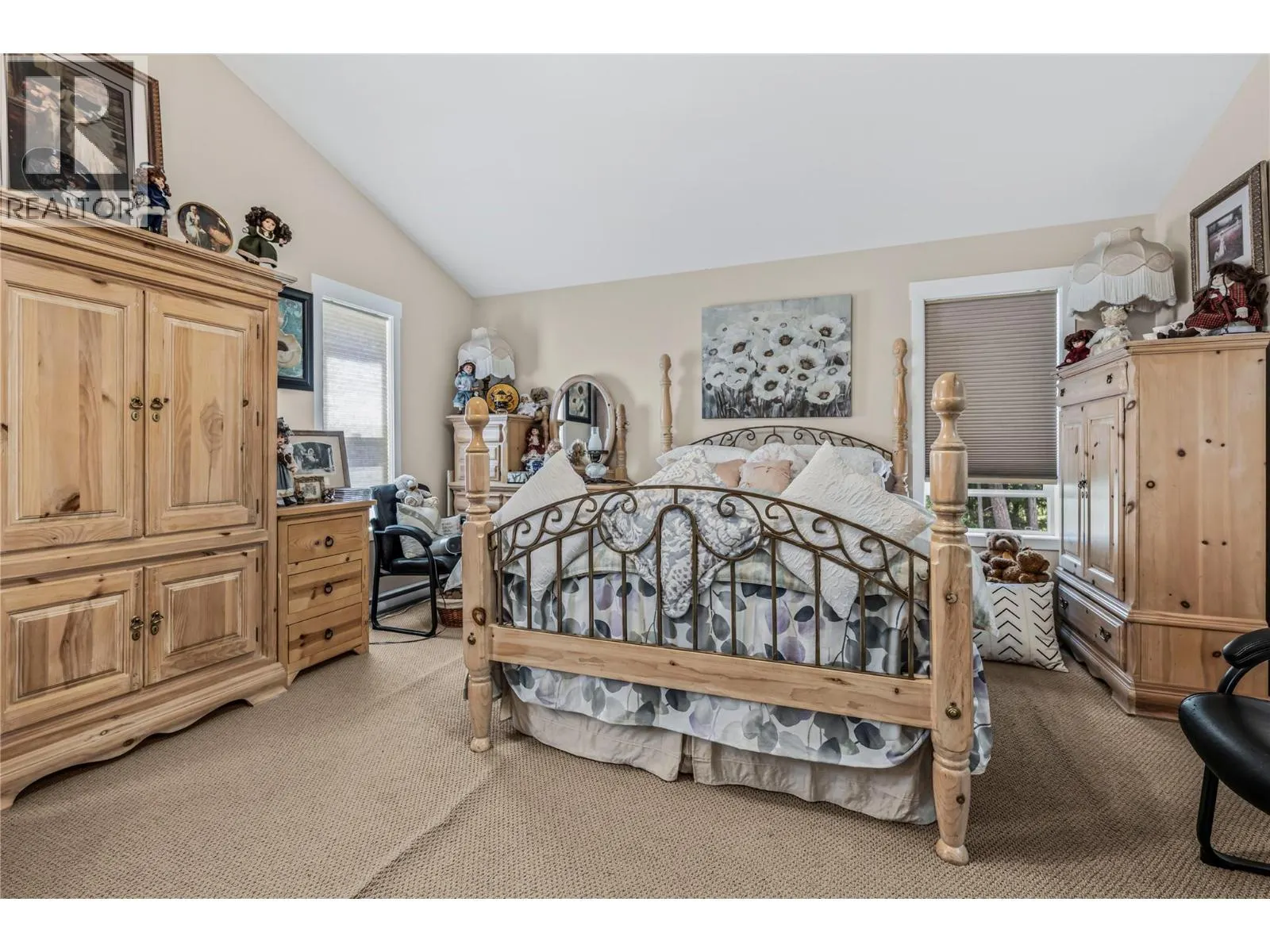 3447 Roberge Road