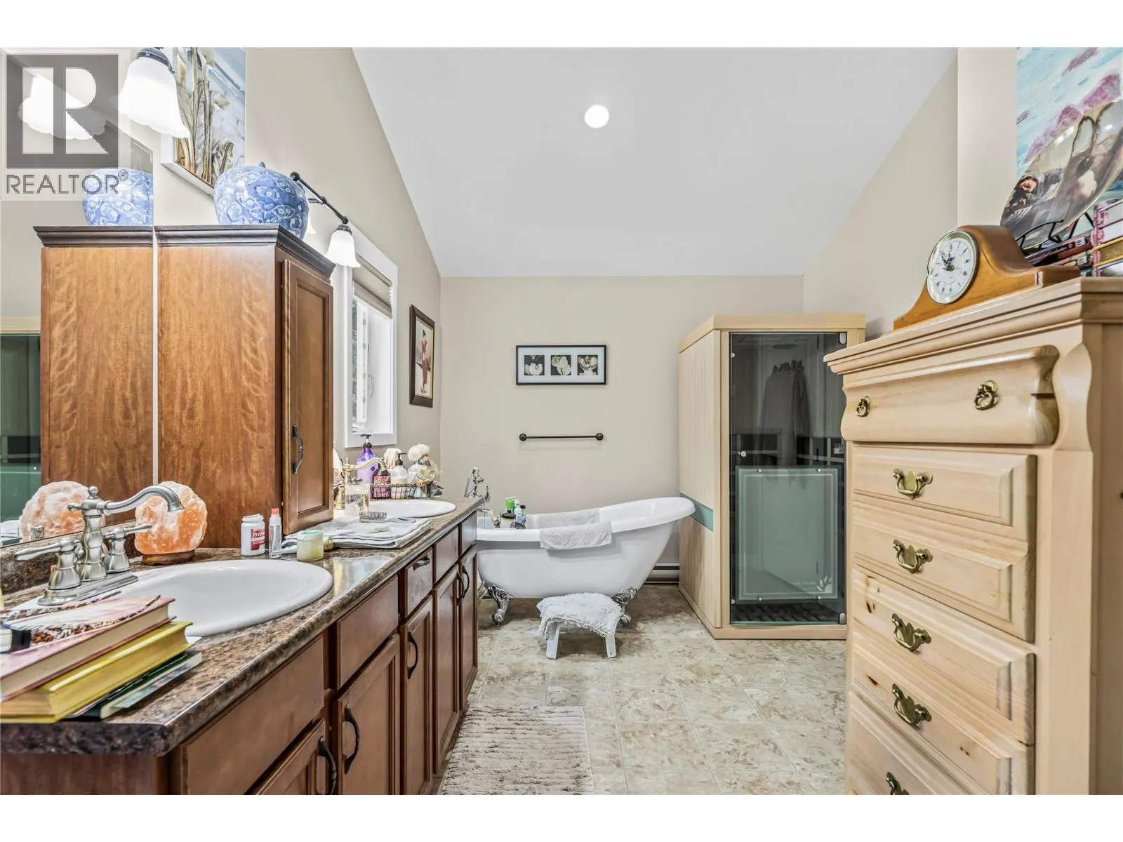 3447 Roberge Road
