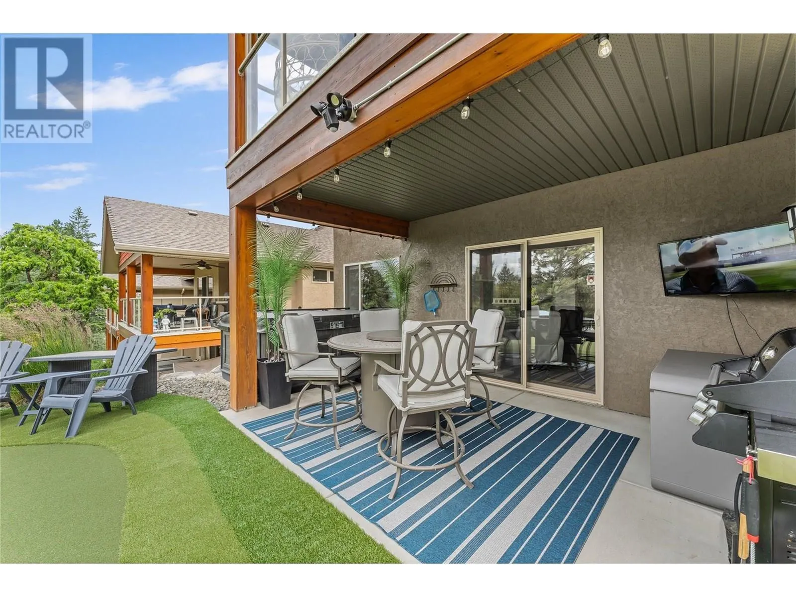 3430 Camelback Drive