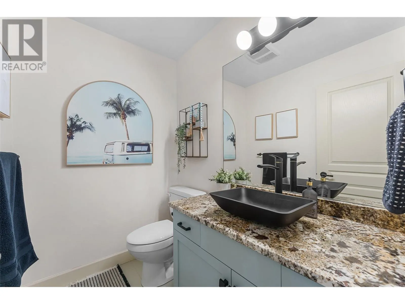 3430 Camelback Drive