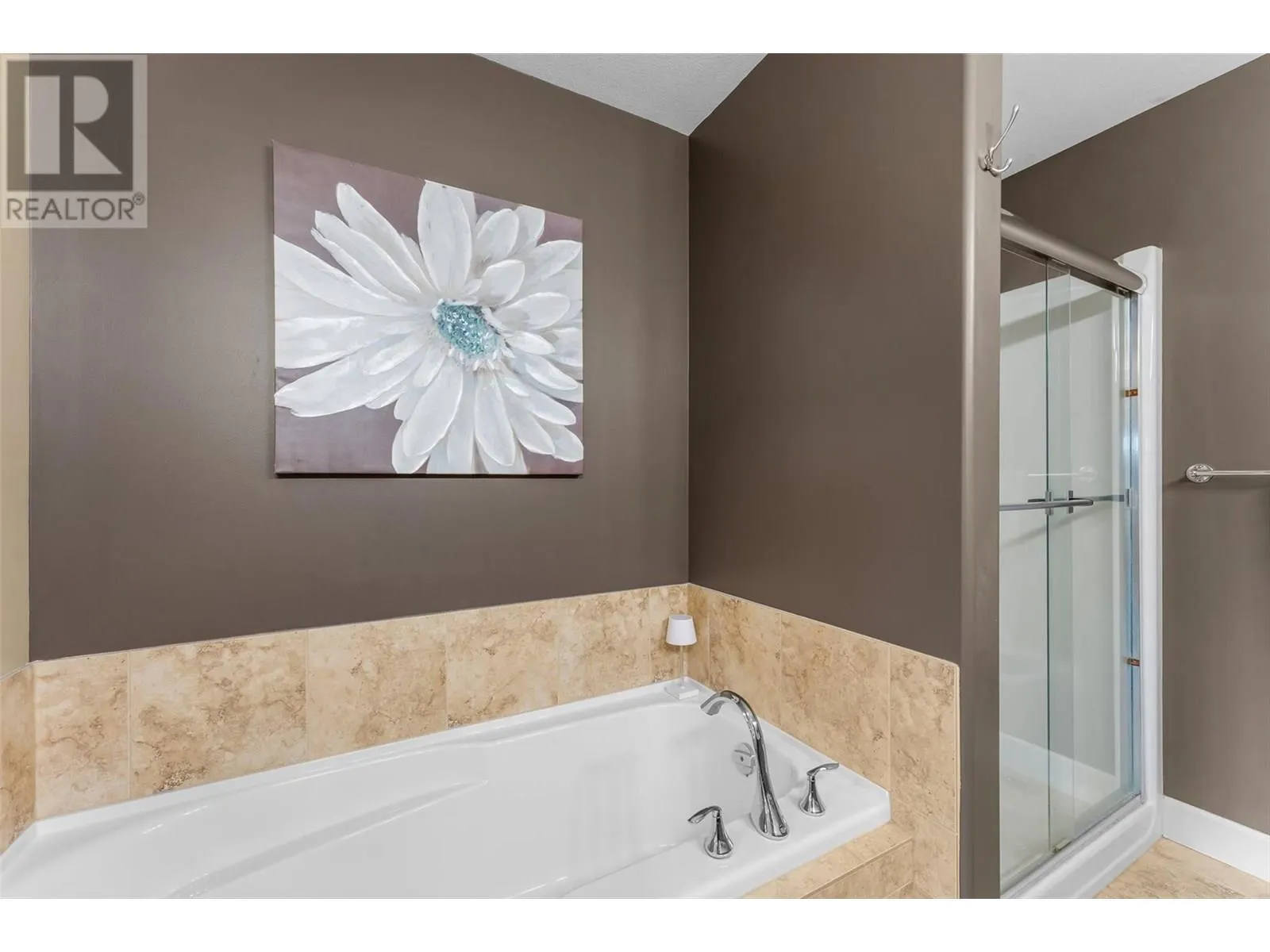 3430 Camelback Drive