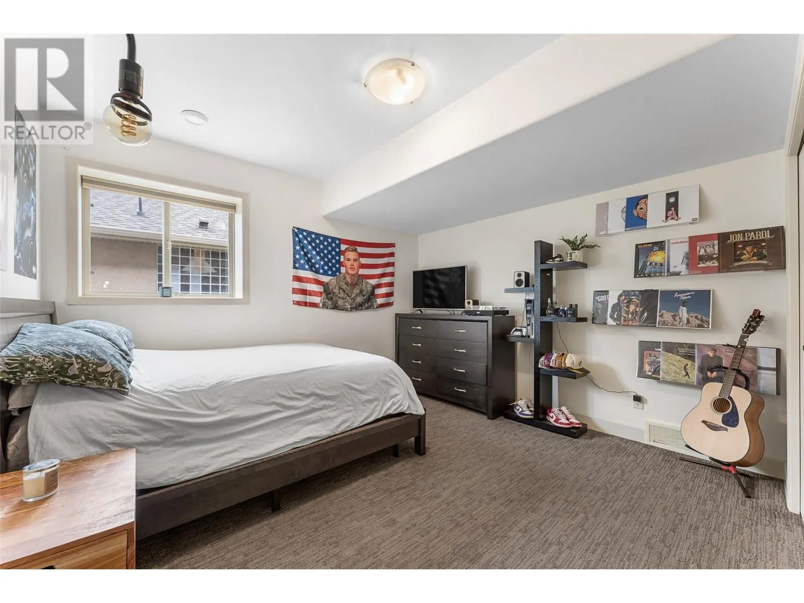 3430 Camelback Drive