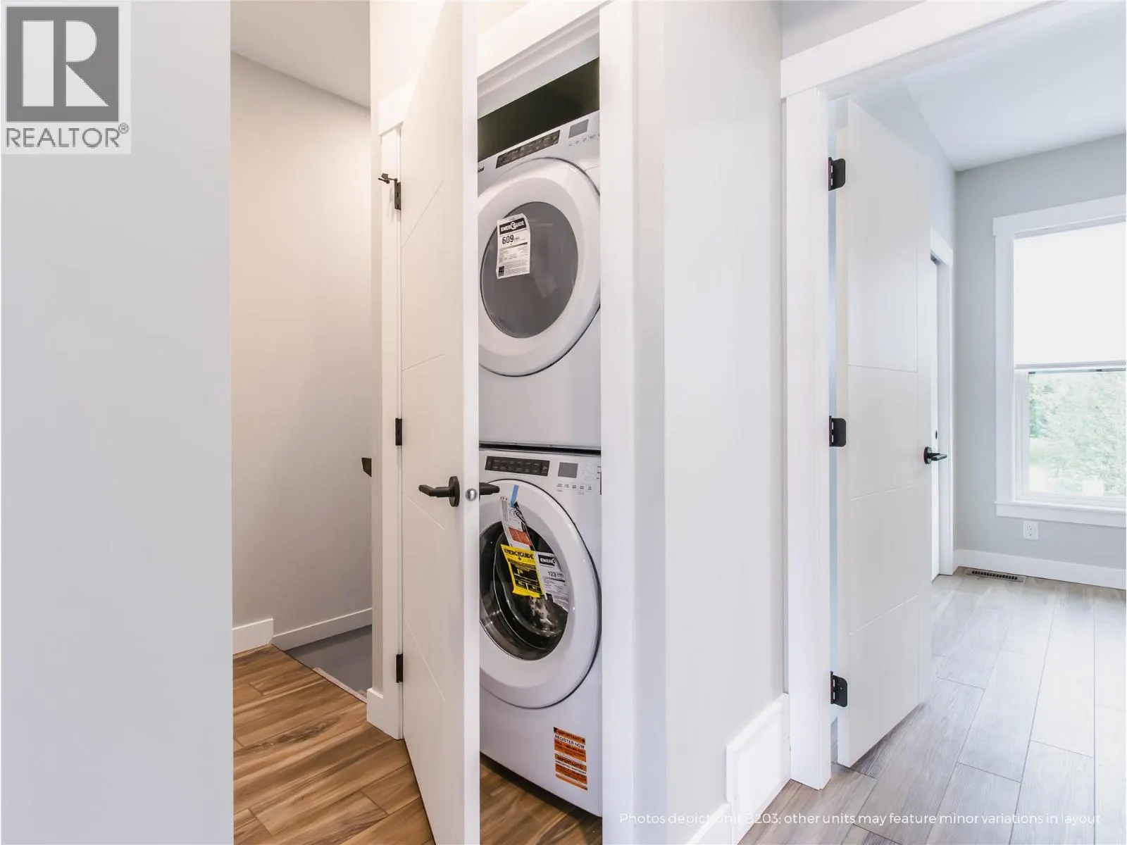 2110 11 Avenue NE Unit# B201