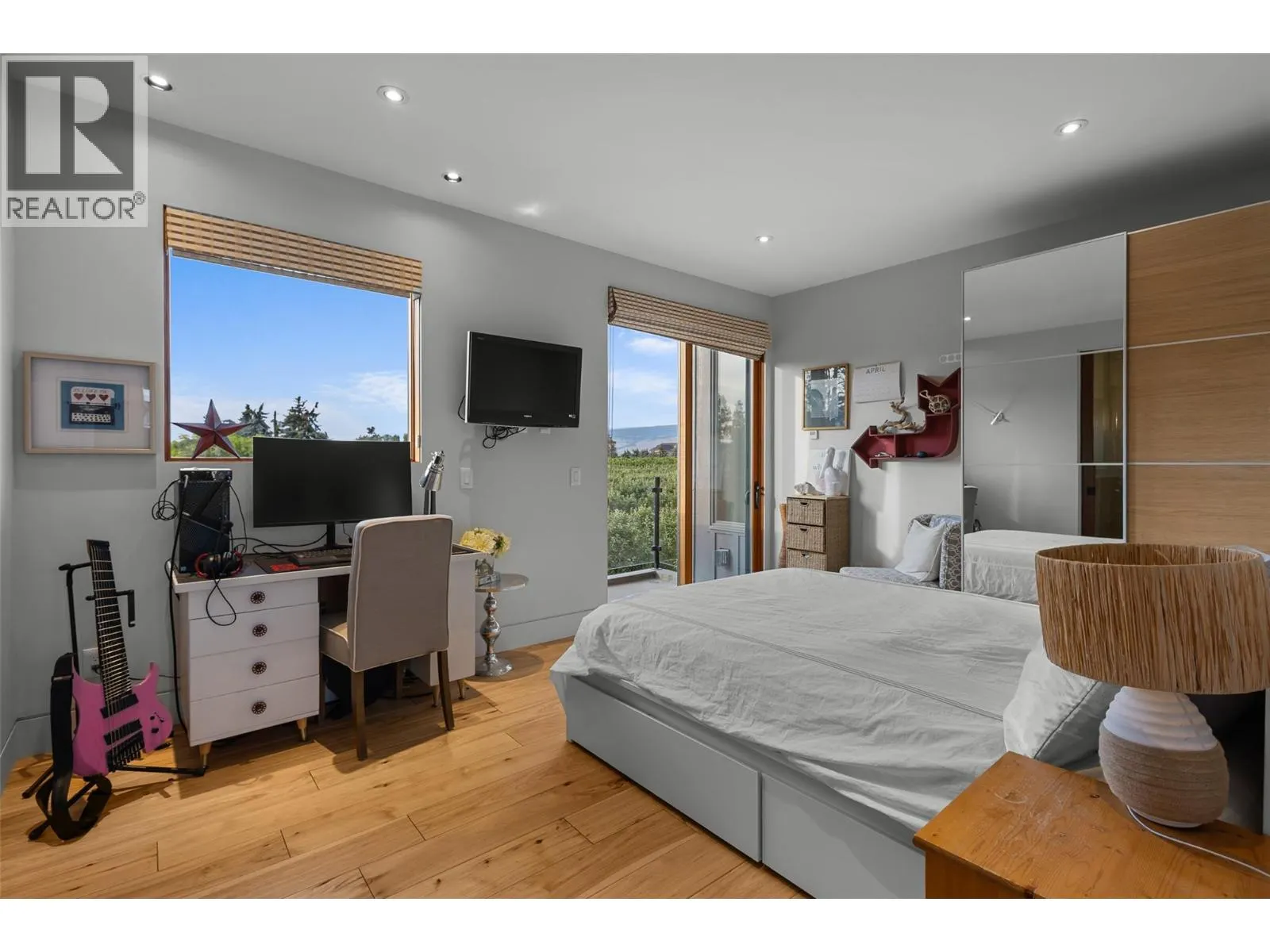 3194 Dunster Road