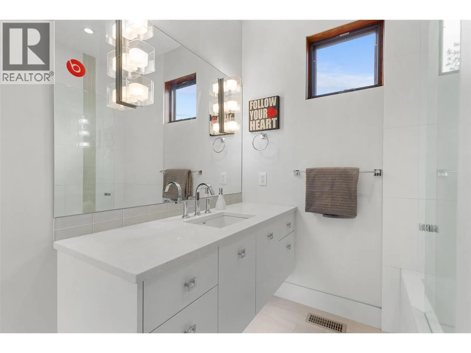 3194 Dunster Road