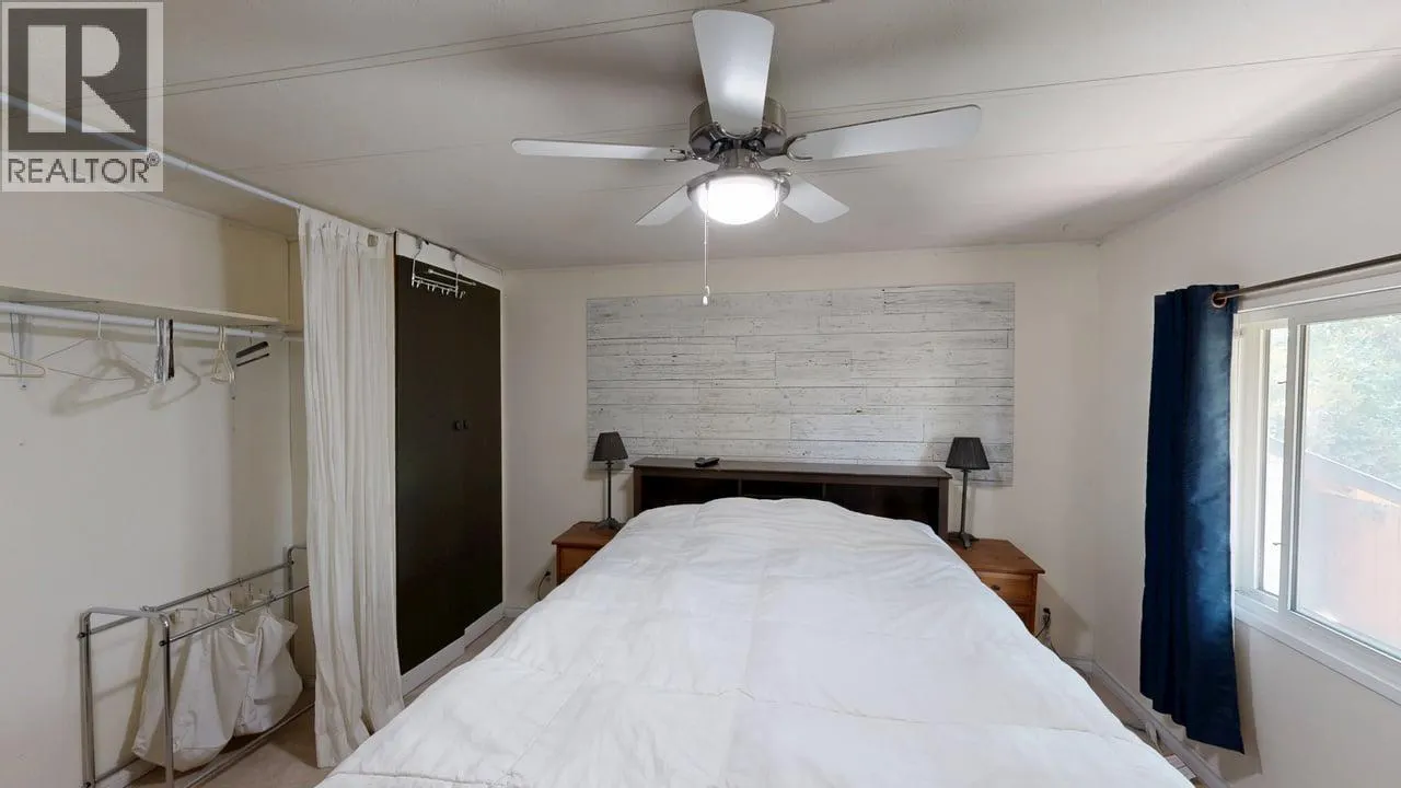 1011 King Crescent