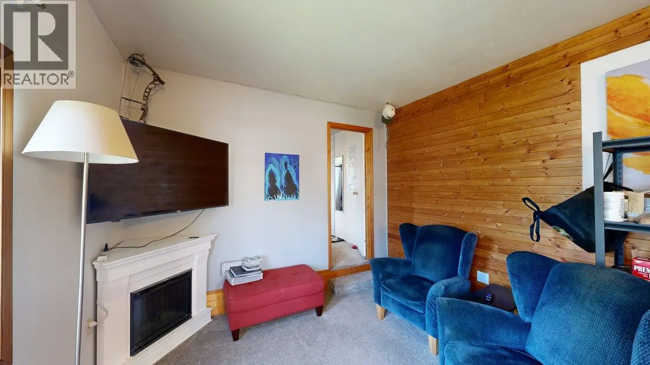 1011 King Crescent