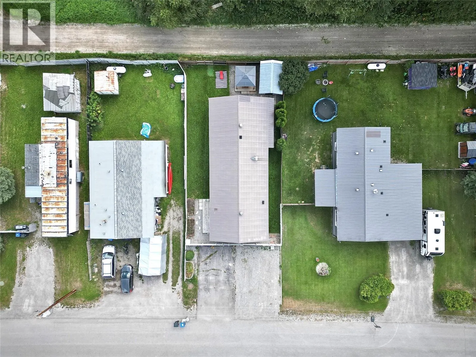 1011 King Crescent