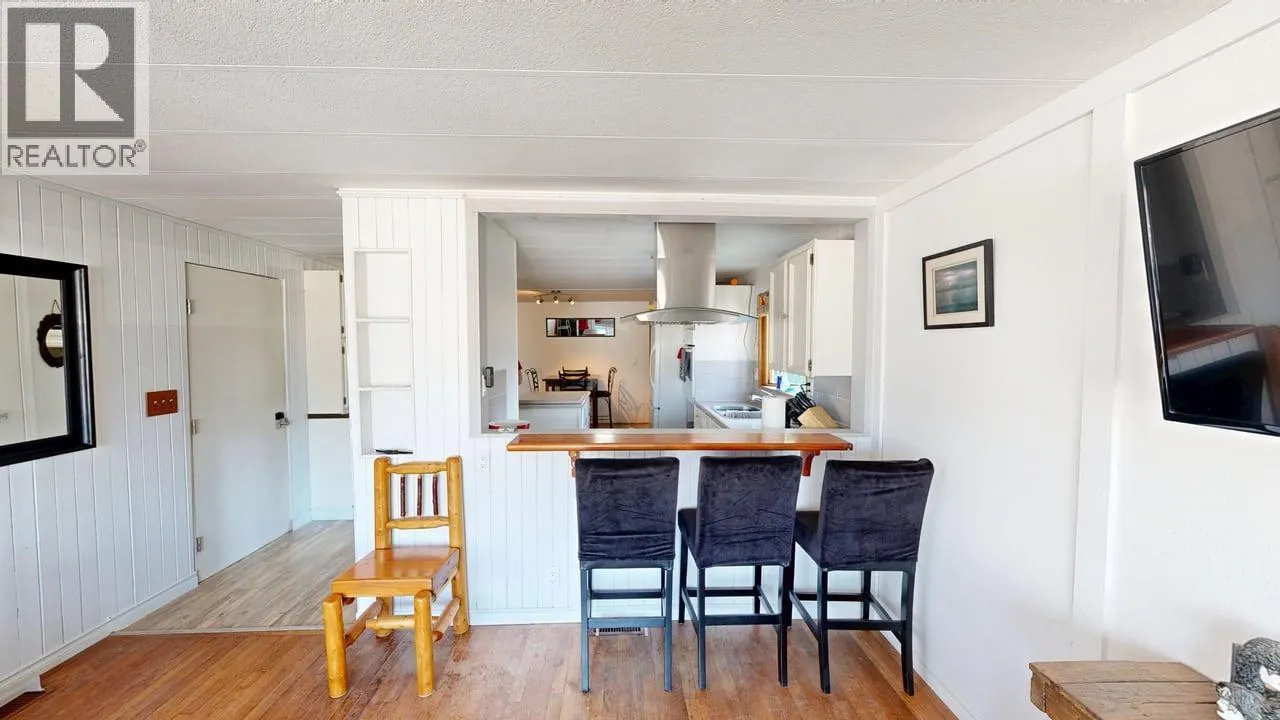 1011 King Crescent
