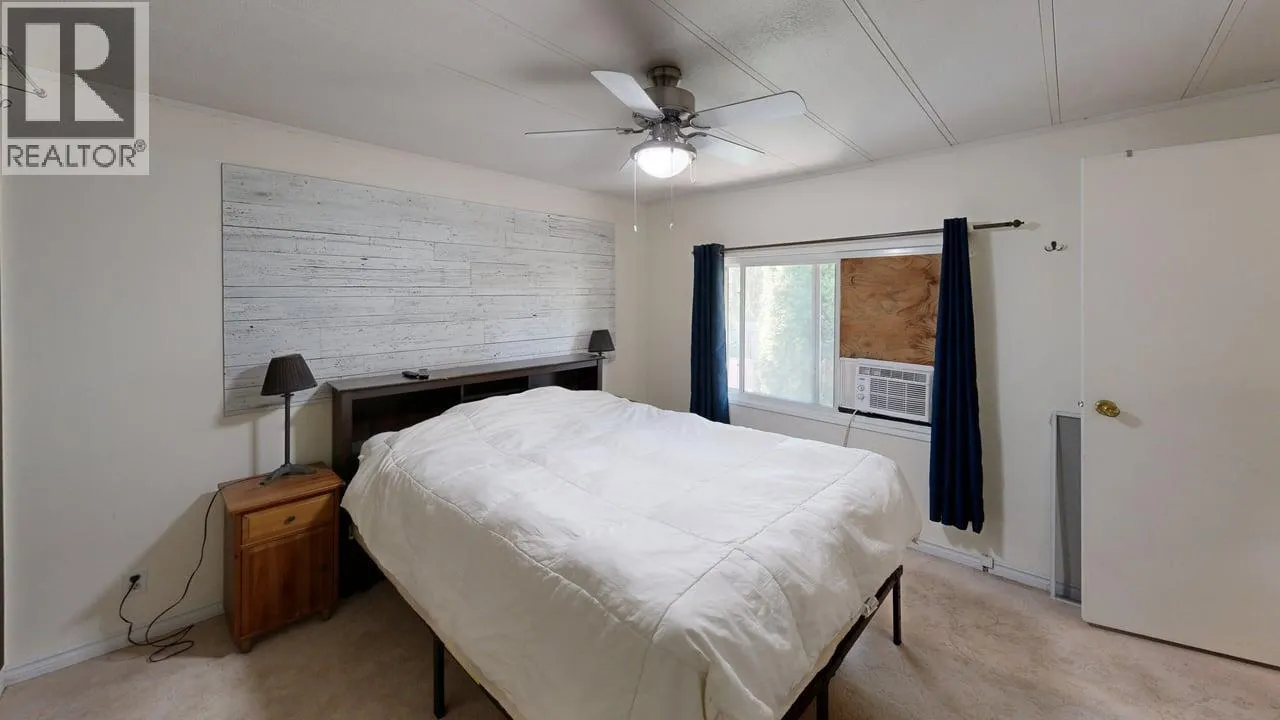 1011 King Crescent