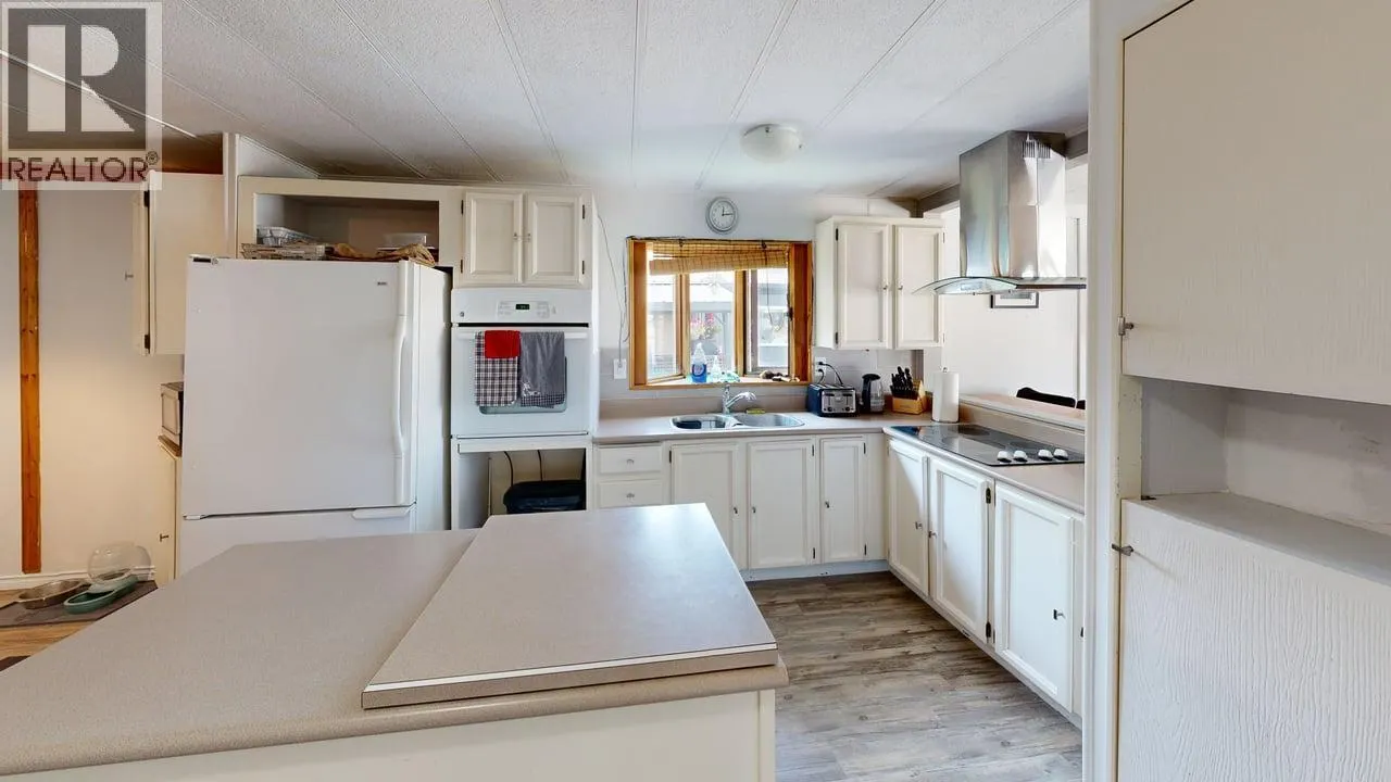 1011 King Crescent