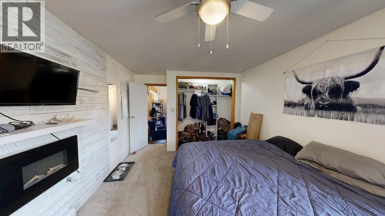 1011 King Crescent