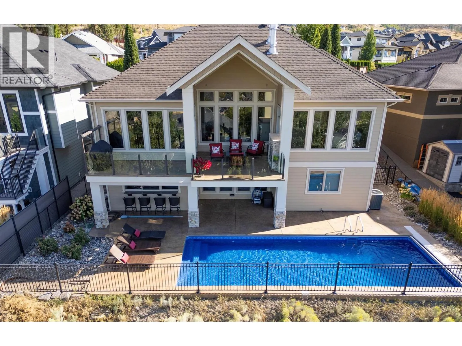 440 Lakepointe Drive