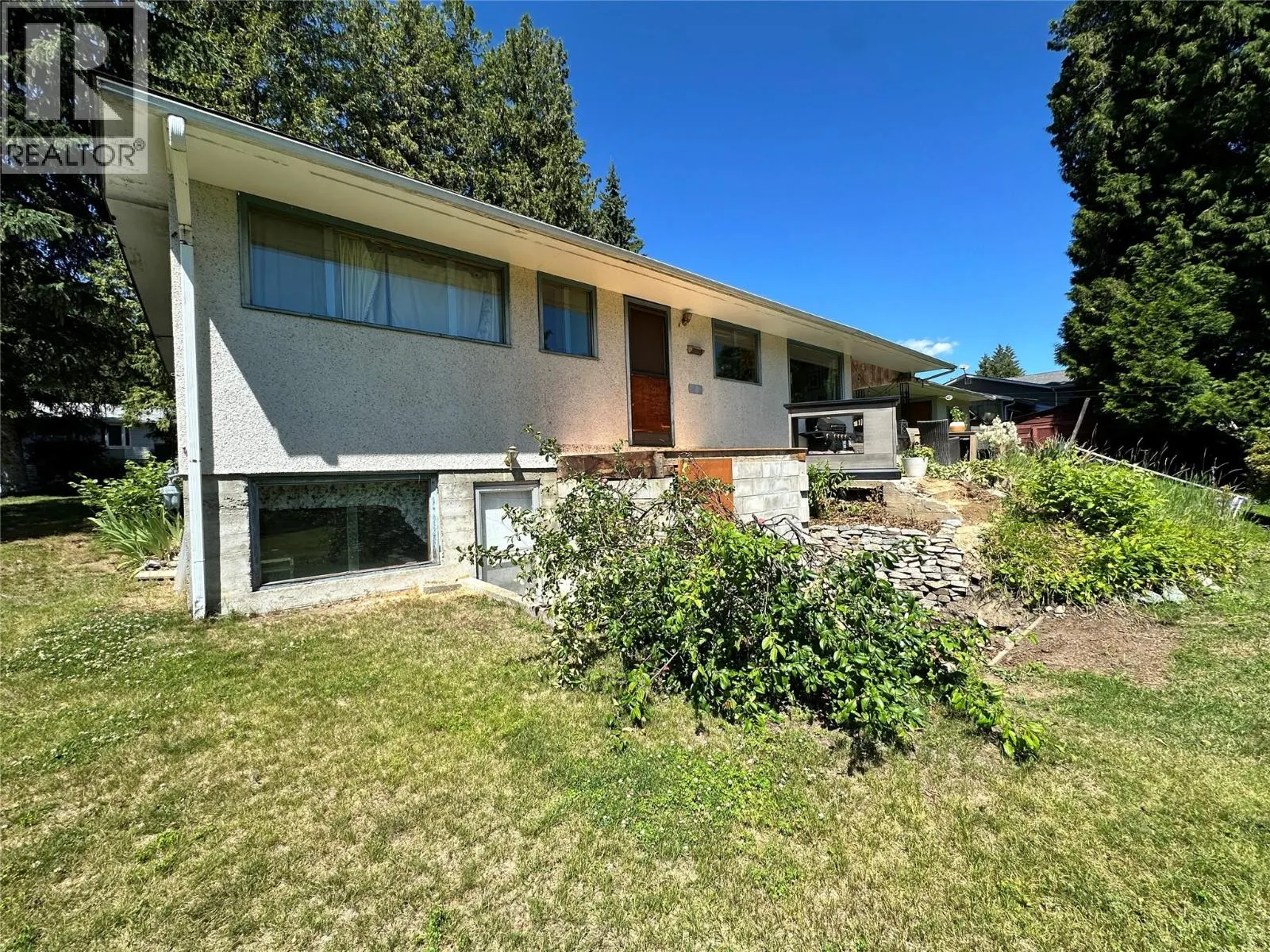 2629 9TH Avenue