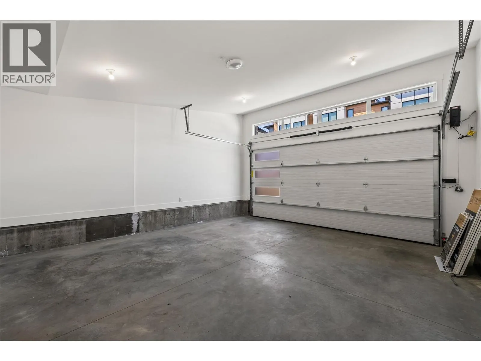 2835 Canyon Crest Drive Unit# 7