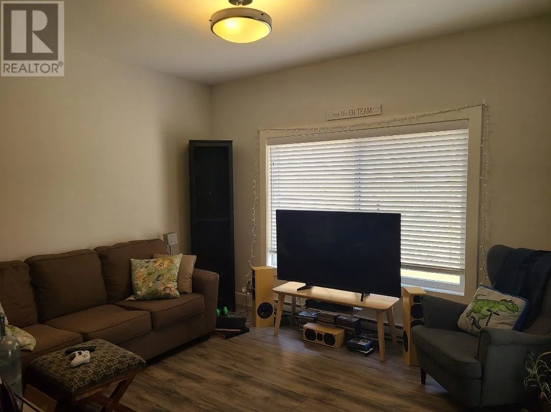 695 Deans Drive