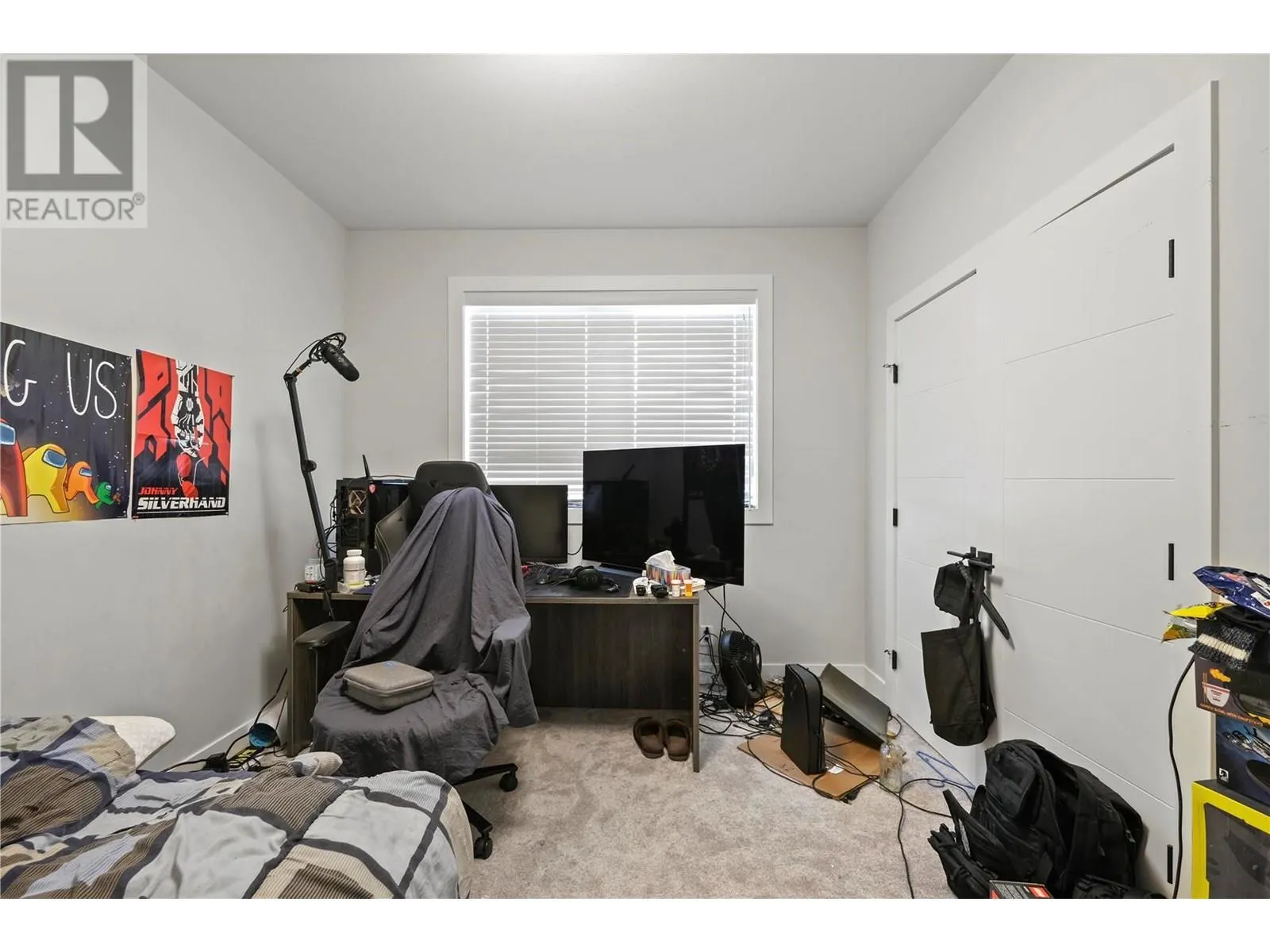 695 Deans Drive