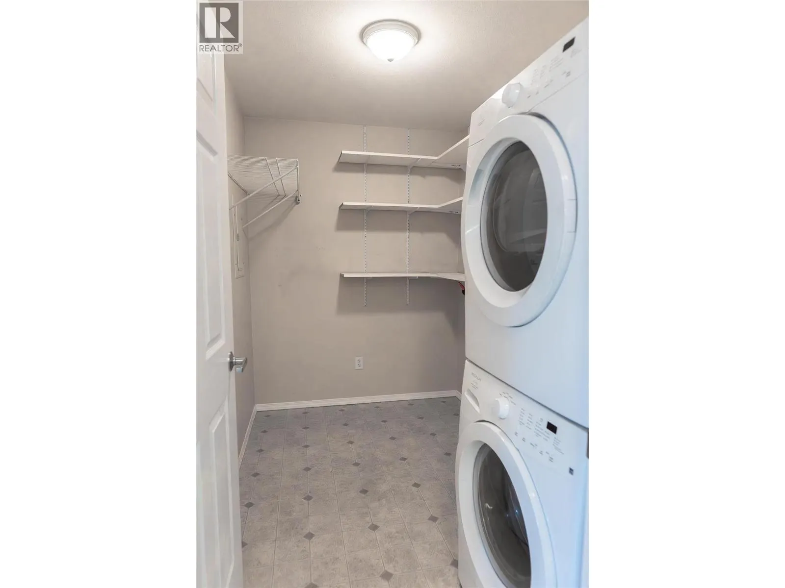 265 Froelich Road Unit# 307