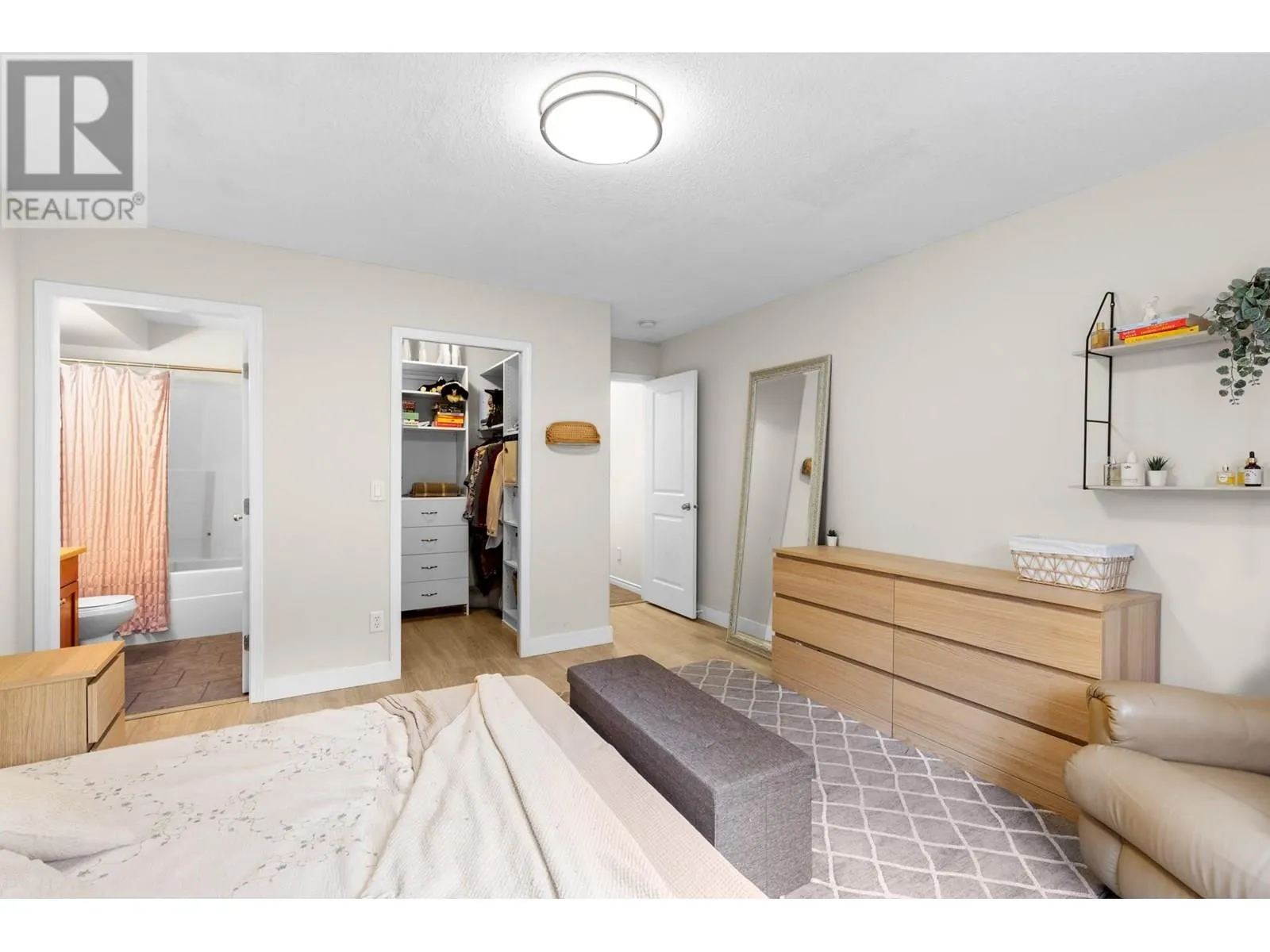 2505 Quail Place