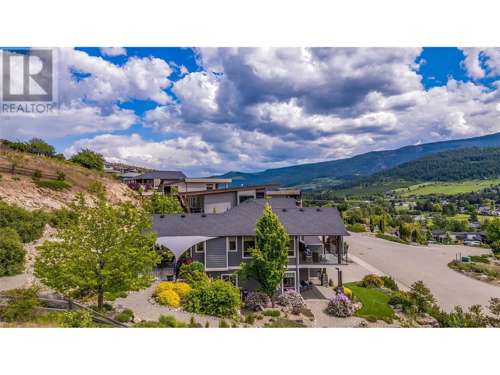 8780 Braeburn Drive